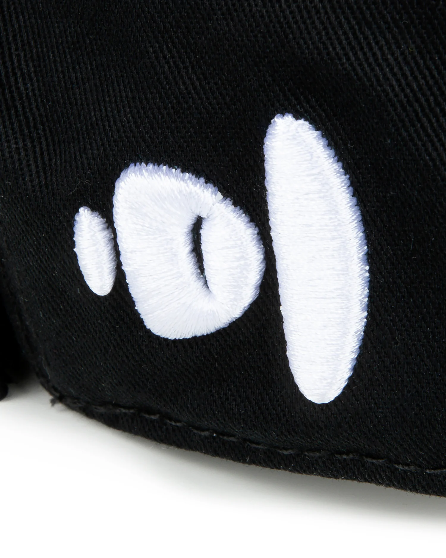 Moonface embroidered cap - Image 8