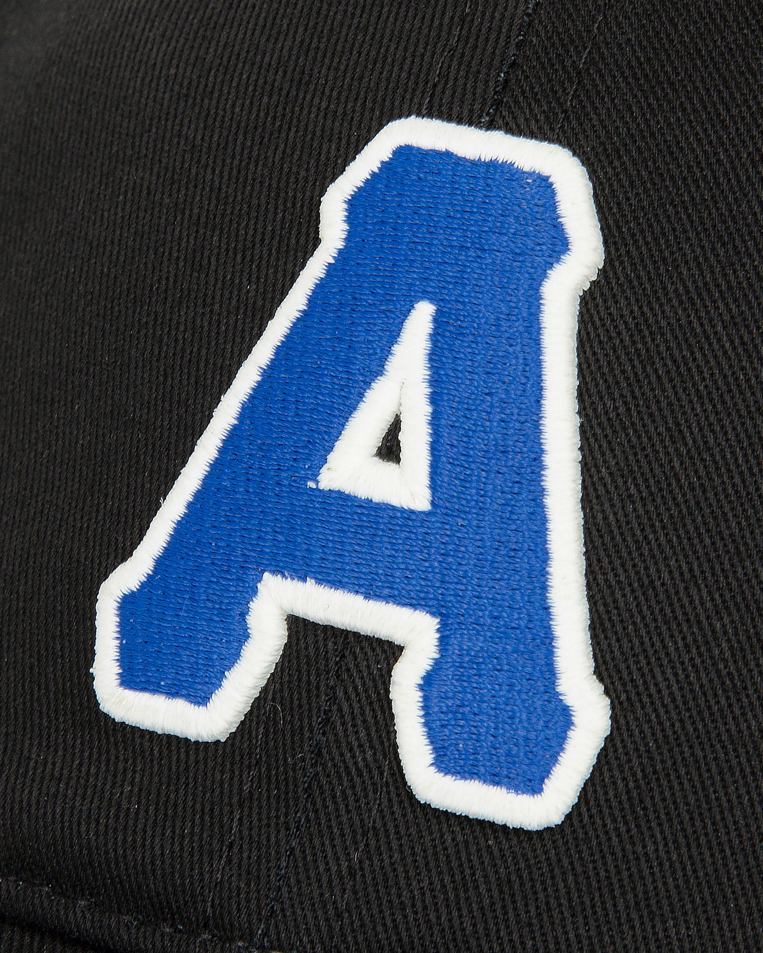 A logo cap - Image 5