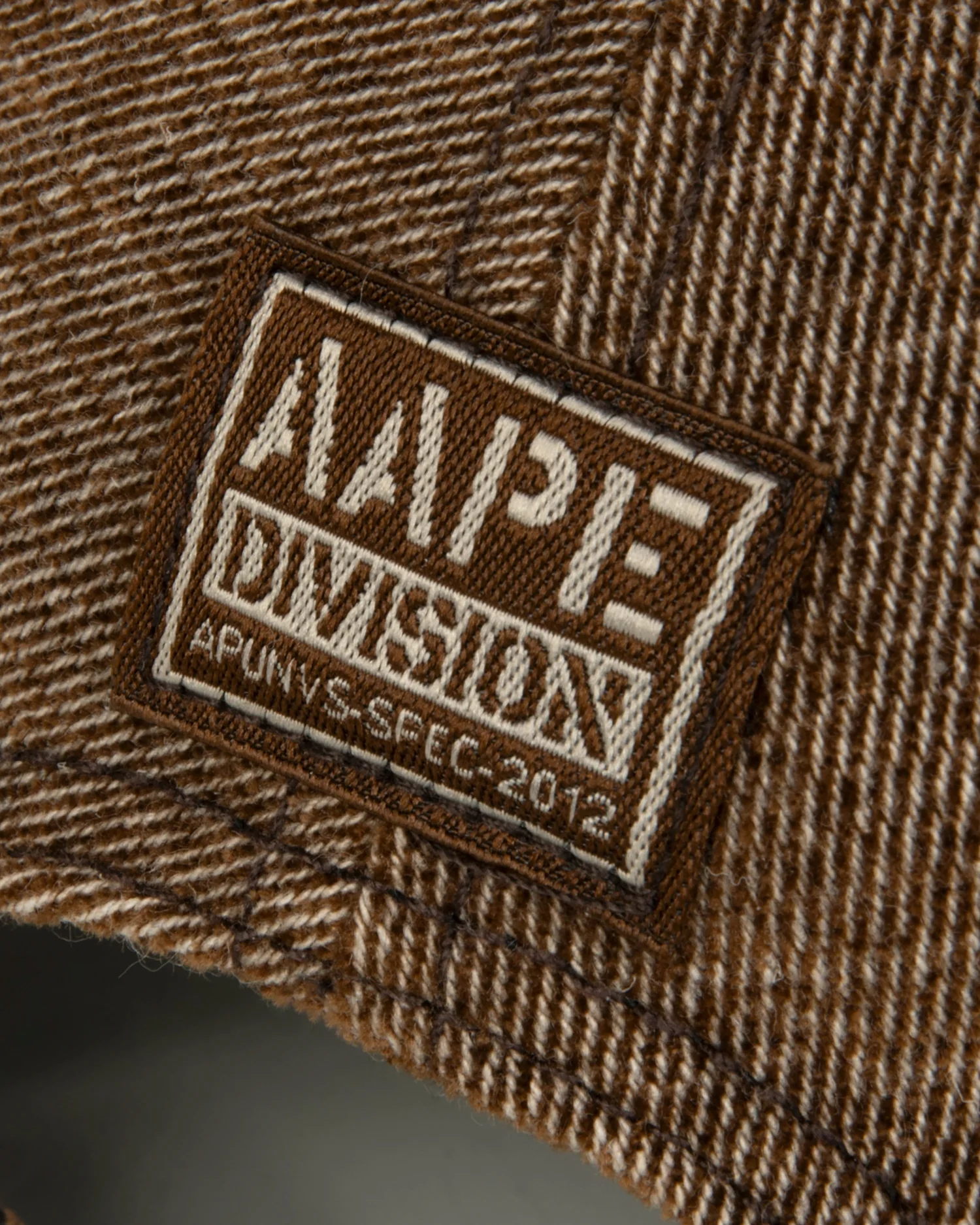 Embroidered cap - Image 4