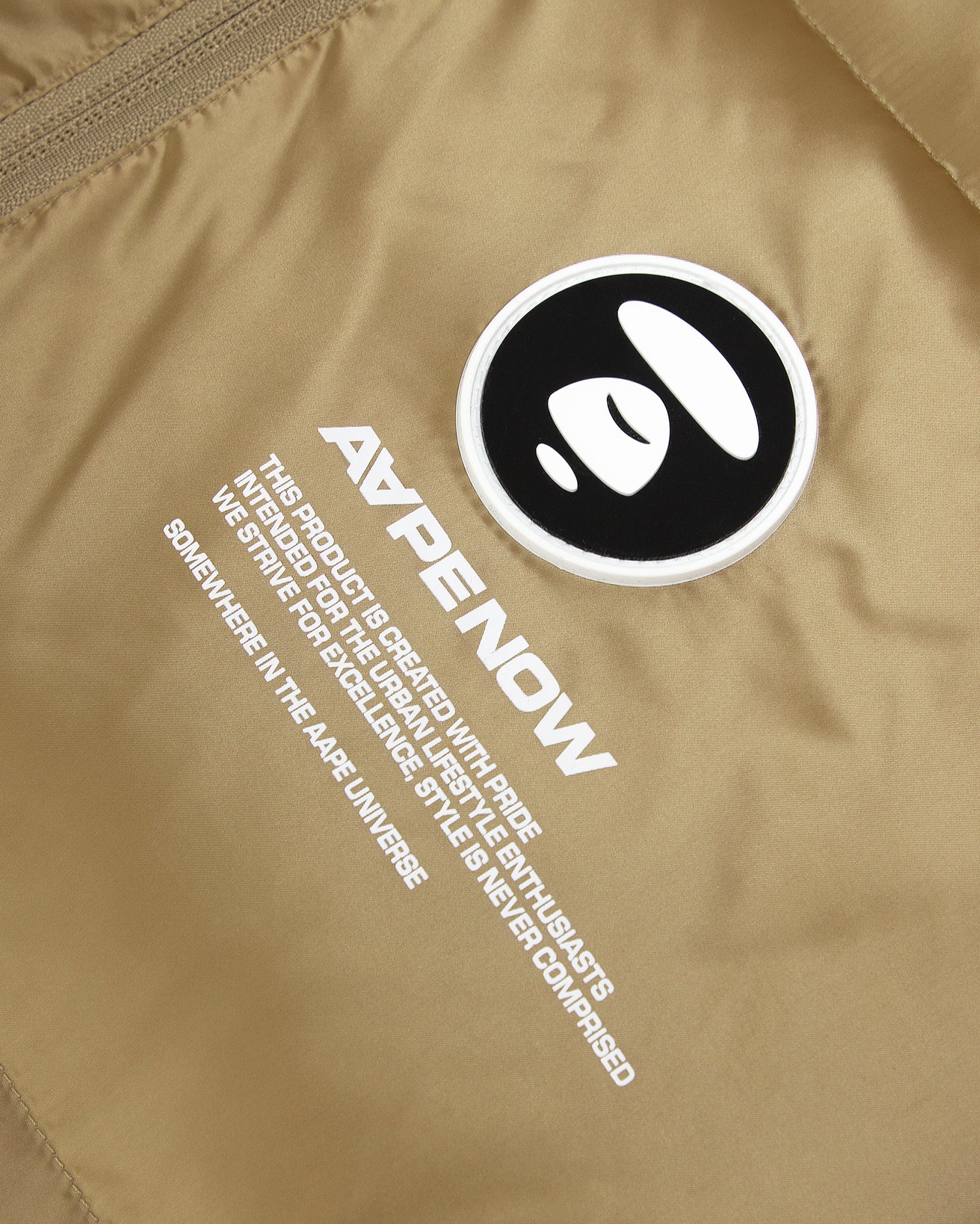 Moonface patch down vest - Image 3