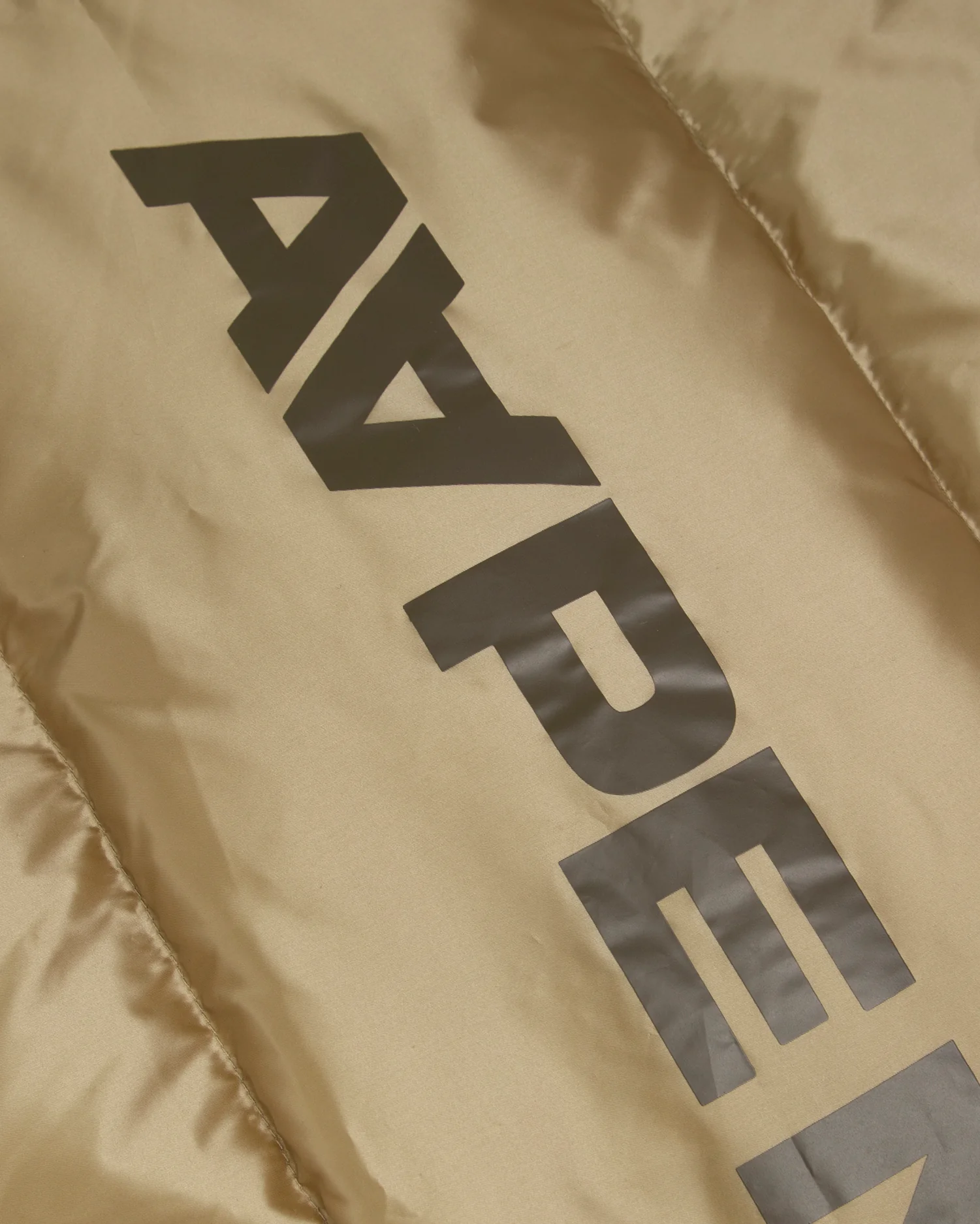Moonface patch down vest - Image 5