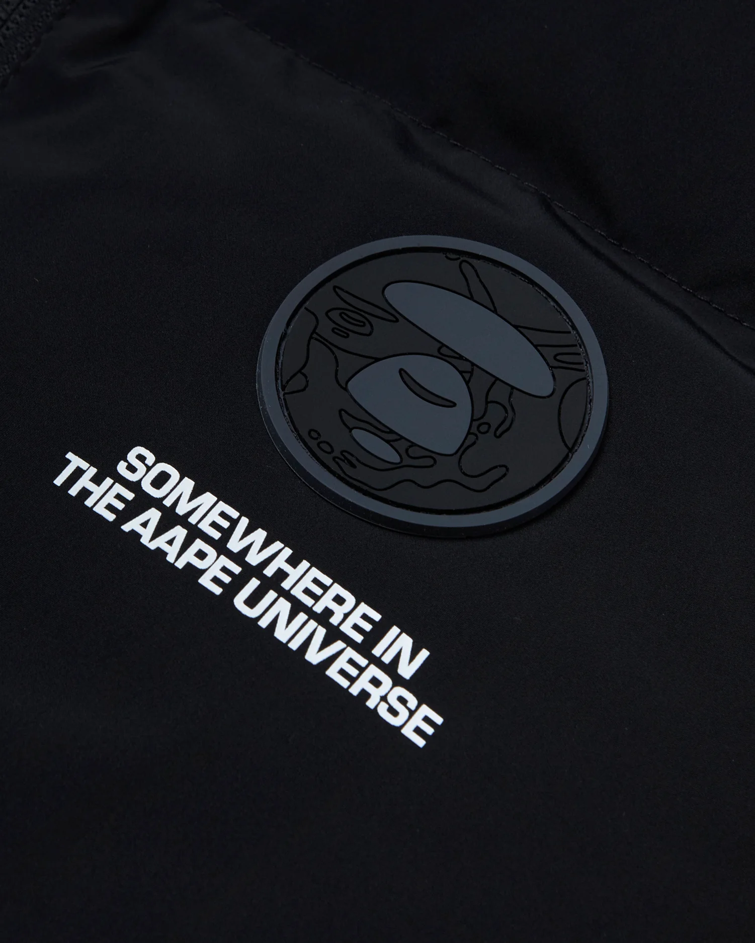 Moonface patch down vest - Image 3