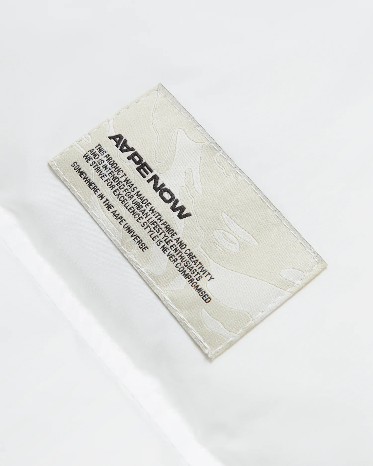 Moonface patch down vest - Image 9
