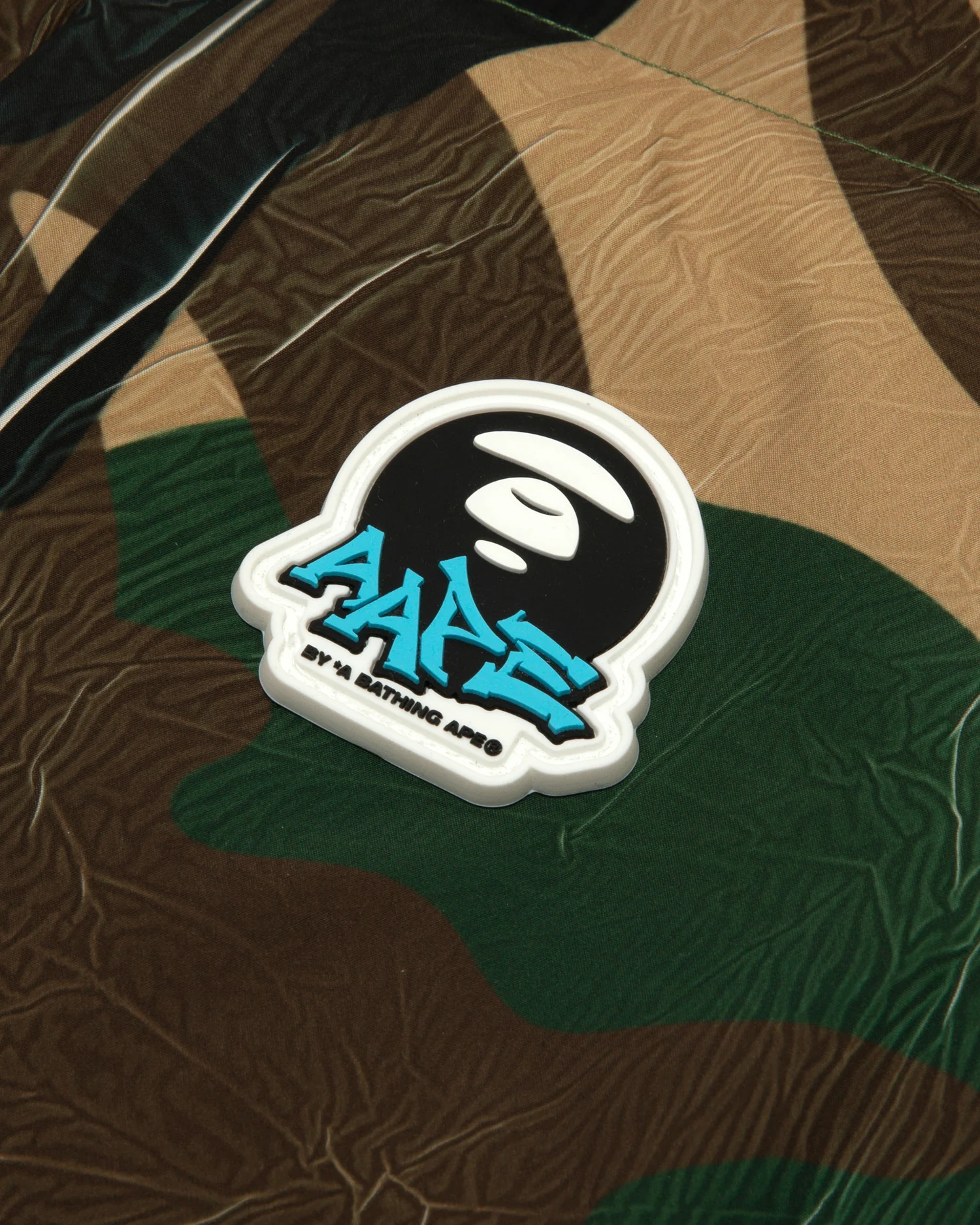 Moonface logo camo hooded puffer jacket - Image 5