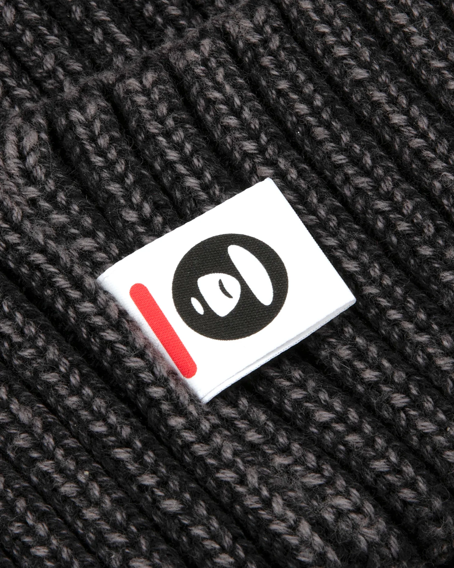 AAPENOW moonface beanie - Image 4