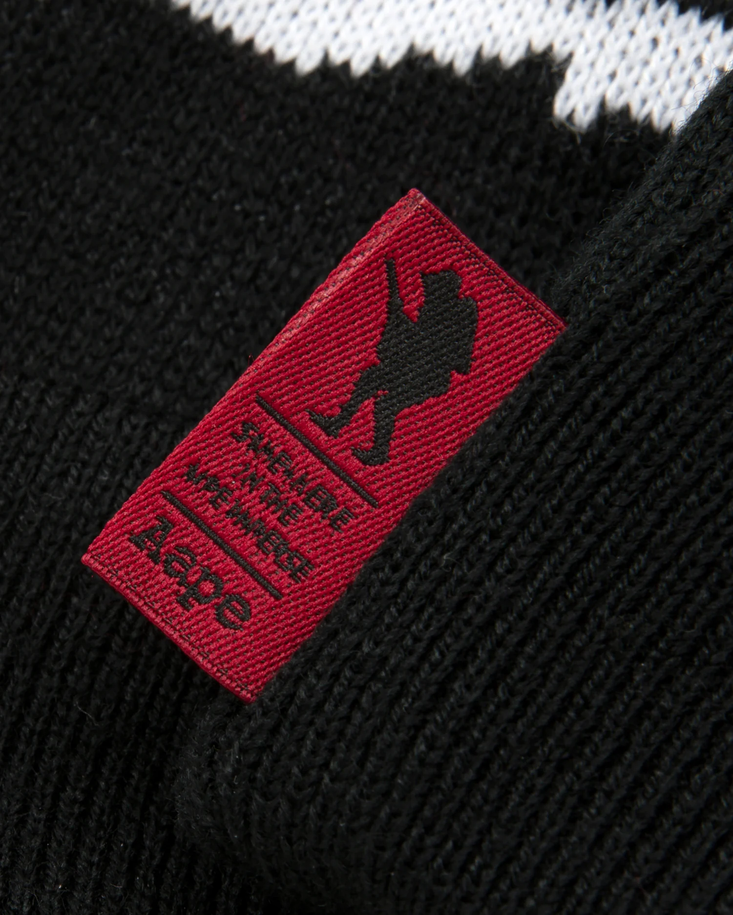 Moonface fringed beanie - Image 5