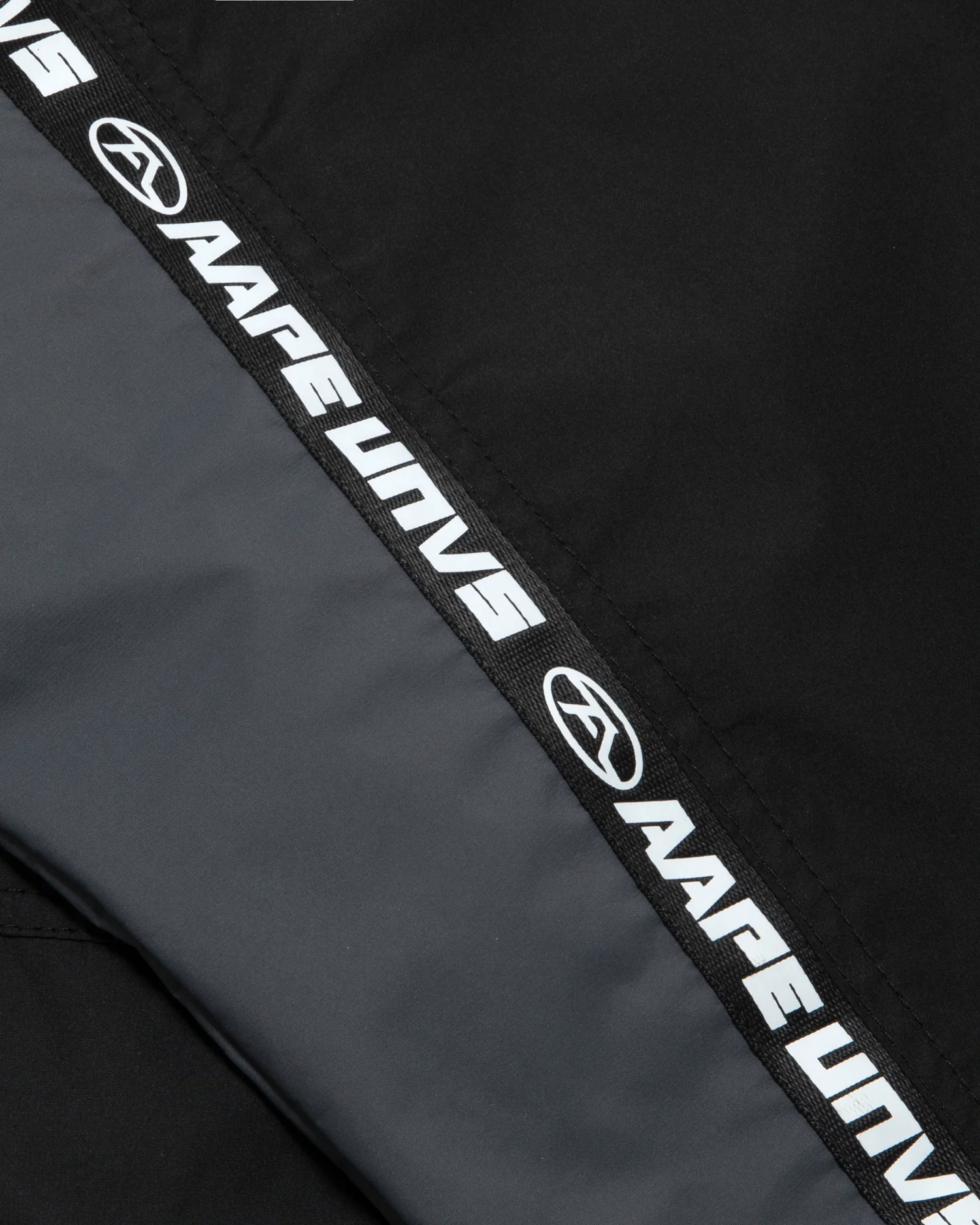 Moonface convertible utility hooded jacket - Image 5