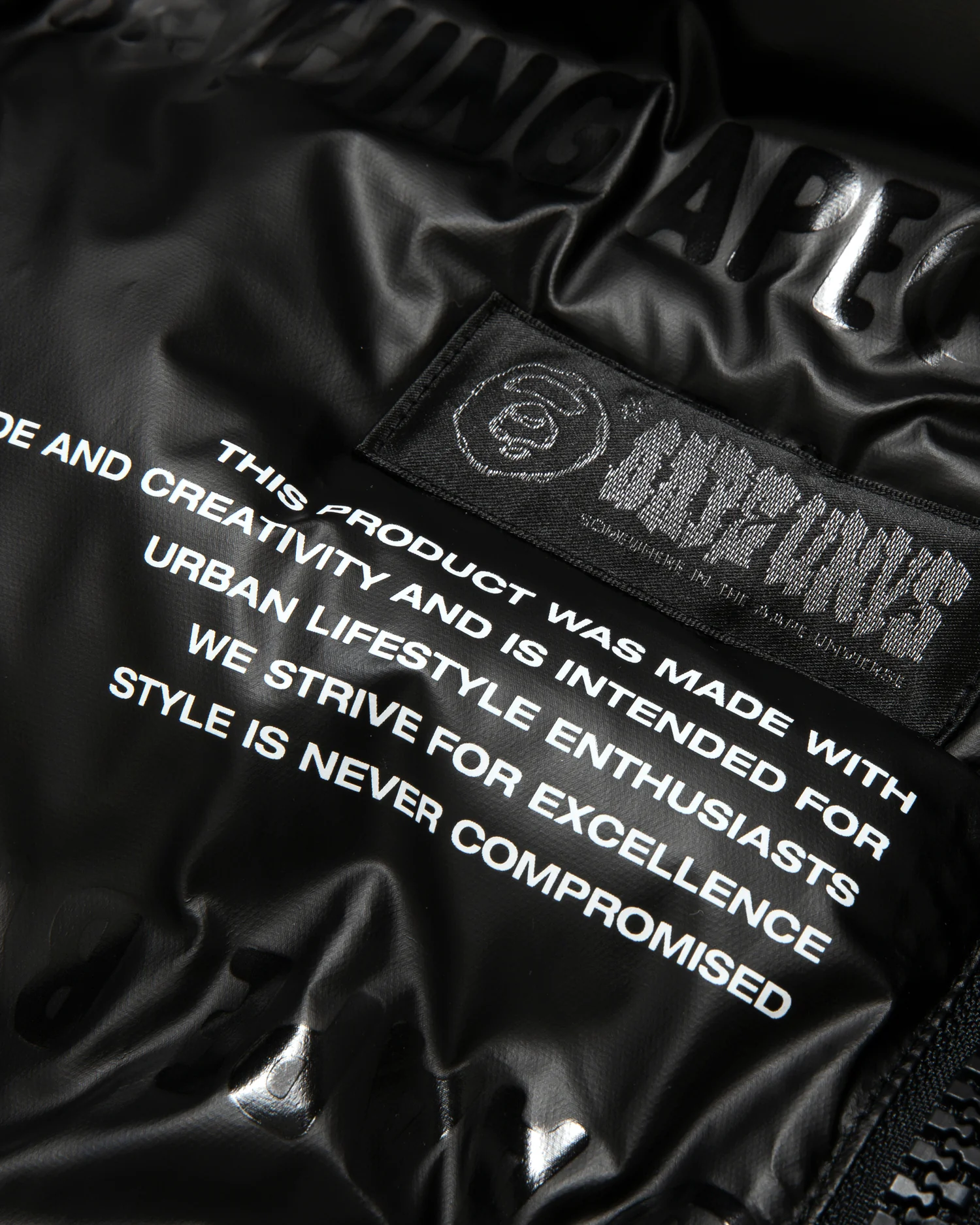Moonface logo heat seal puffer jacket - Image 3