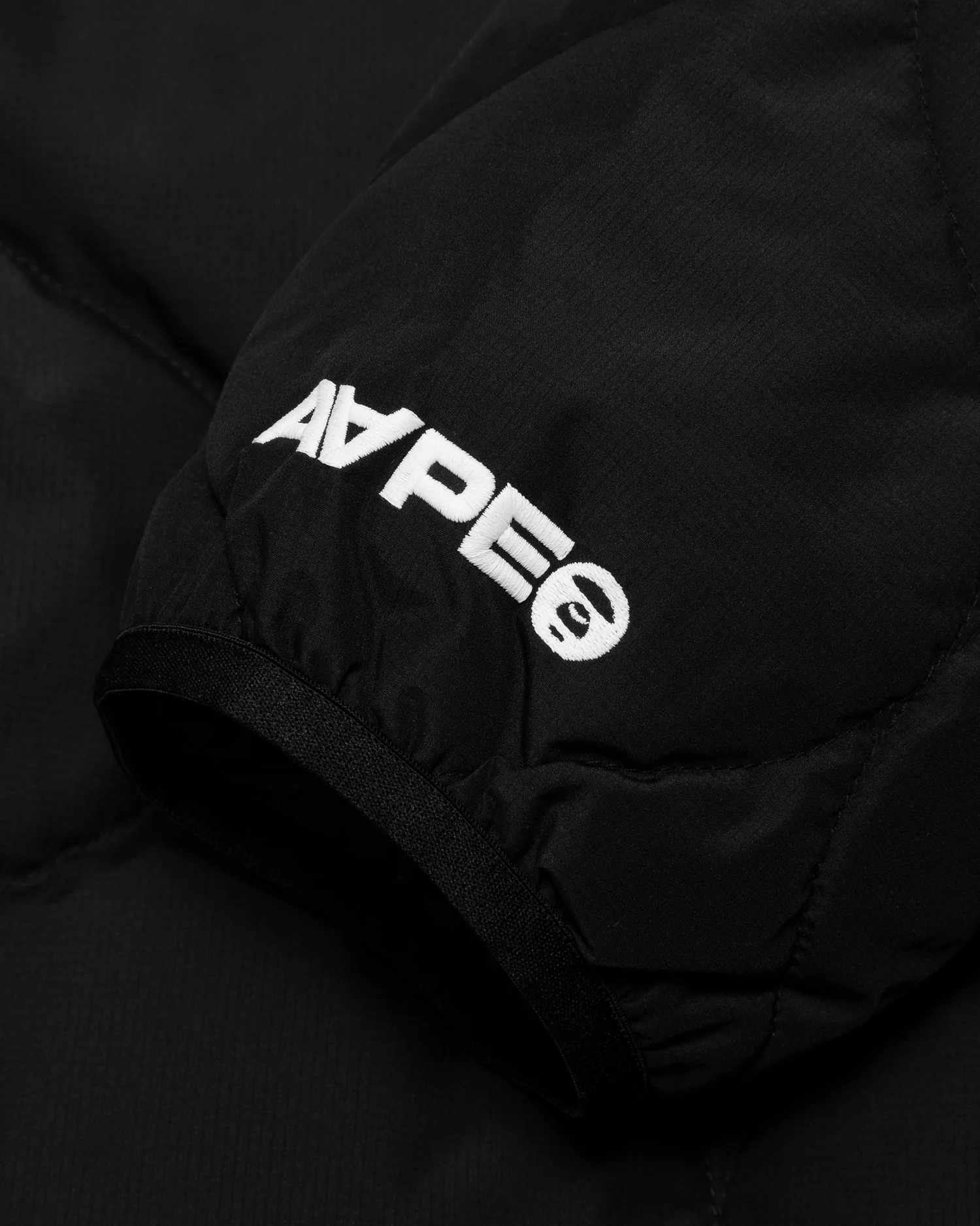 Moonface patch hooded quilted jacket - Image 3