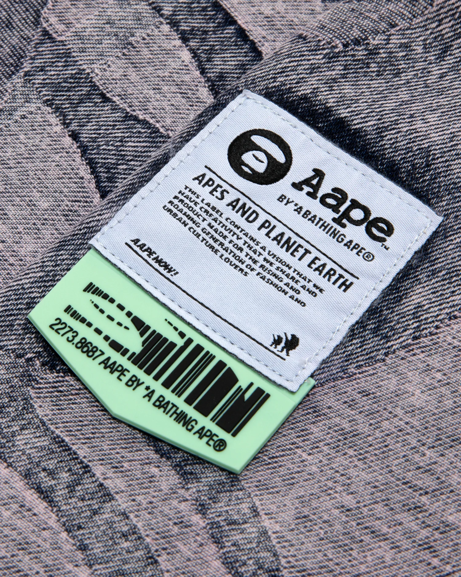 Moonface camo washed jeans - Image 8