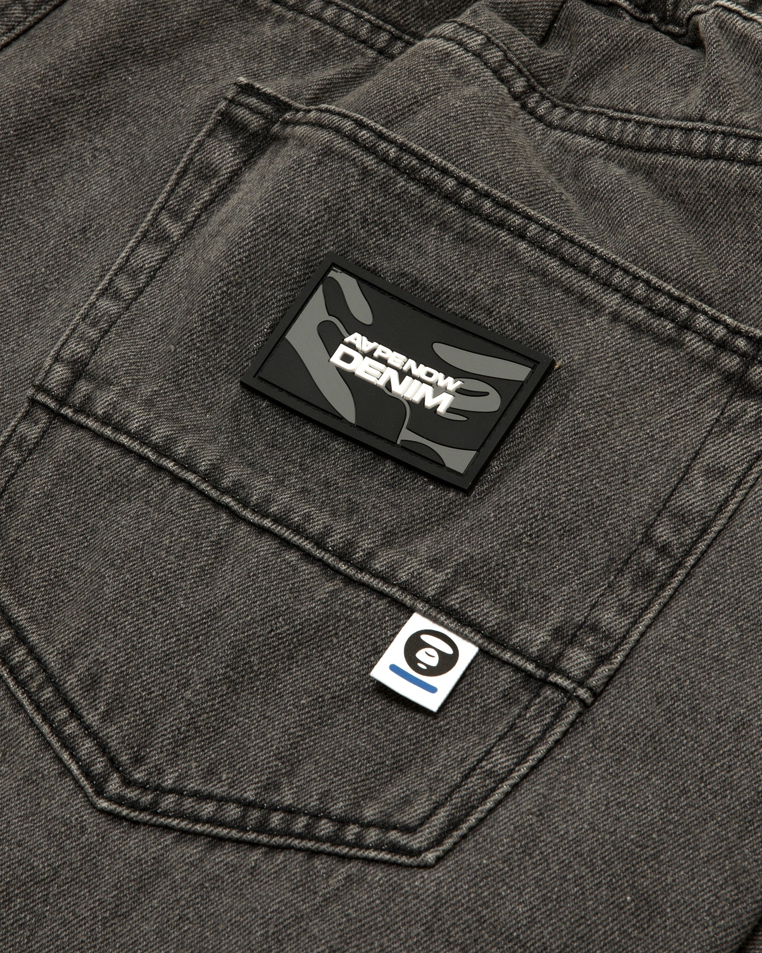 Moonface patch relaxed jeans - Image 5