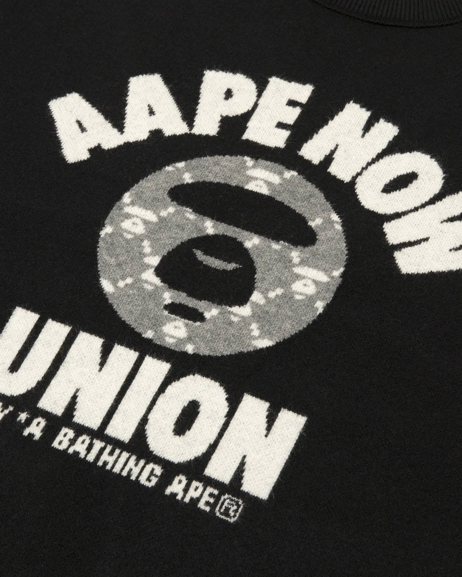 AAPENOW moonface logo crew neck knit pullover - Image 4