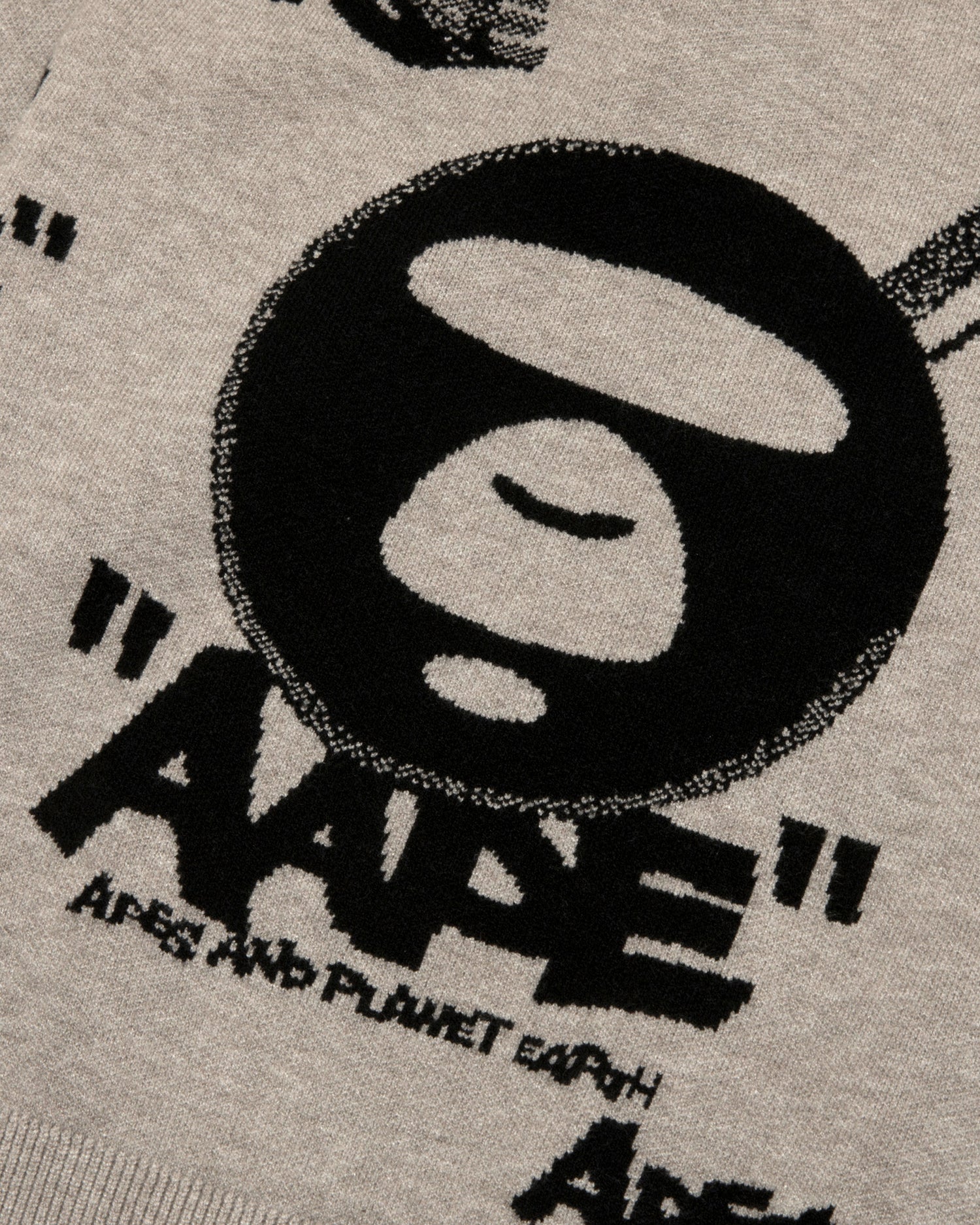 AAPEUNVS moonface crew neck sweater - Image 9
