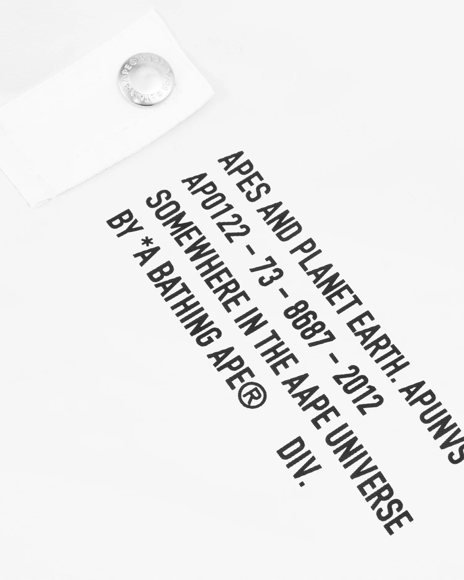 Hooded lightweight jacket - Image 13