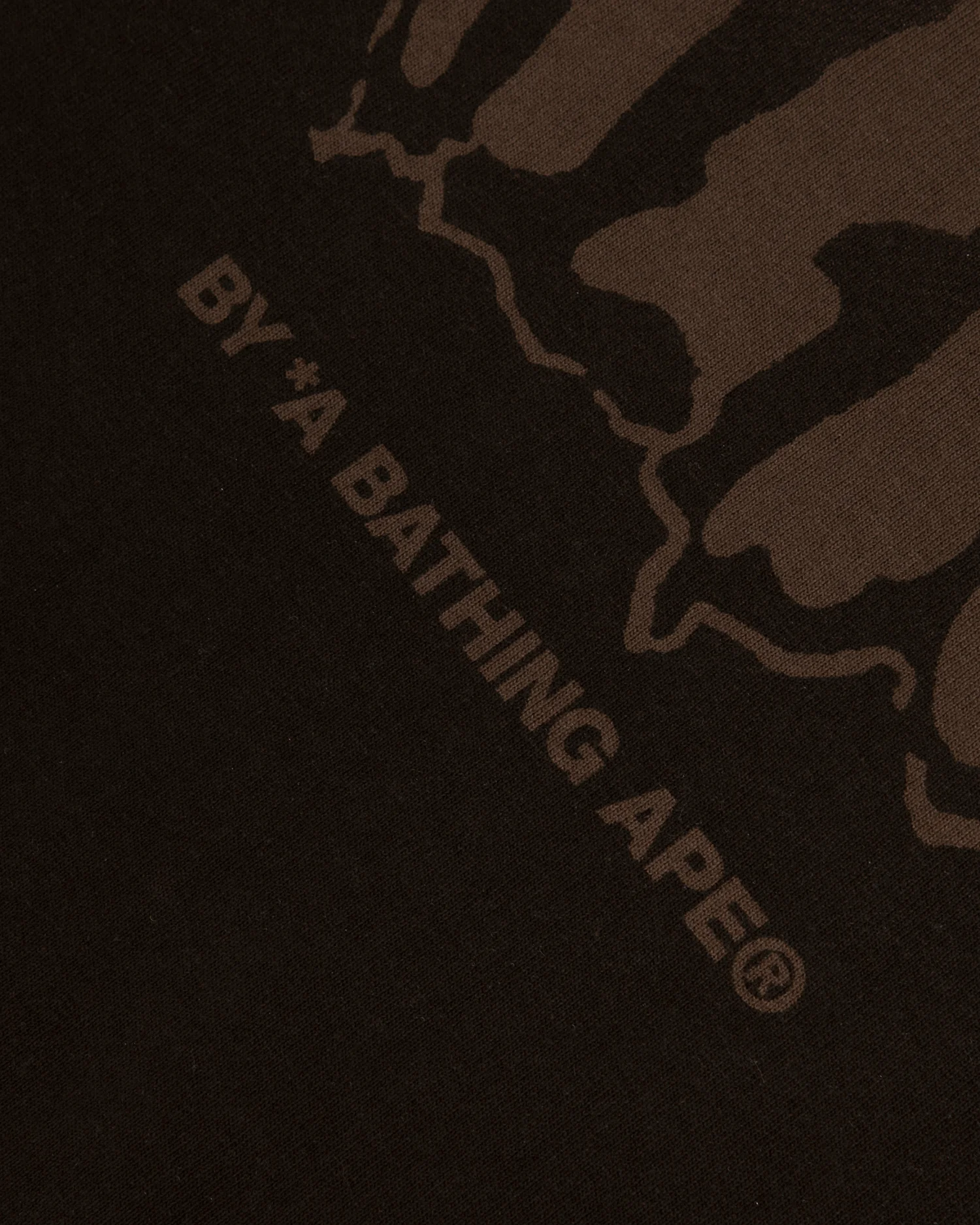 Moonface camo graphic long sleeve tee - Image 5