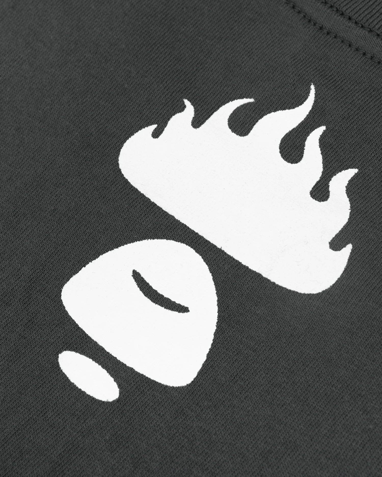 Moonface camo graphic long sleeve tee - Image 9