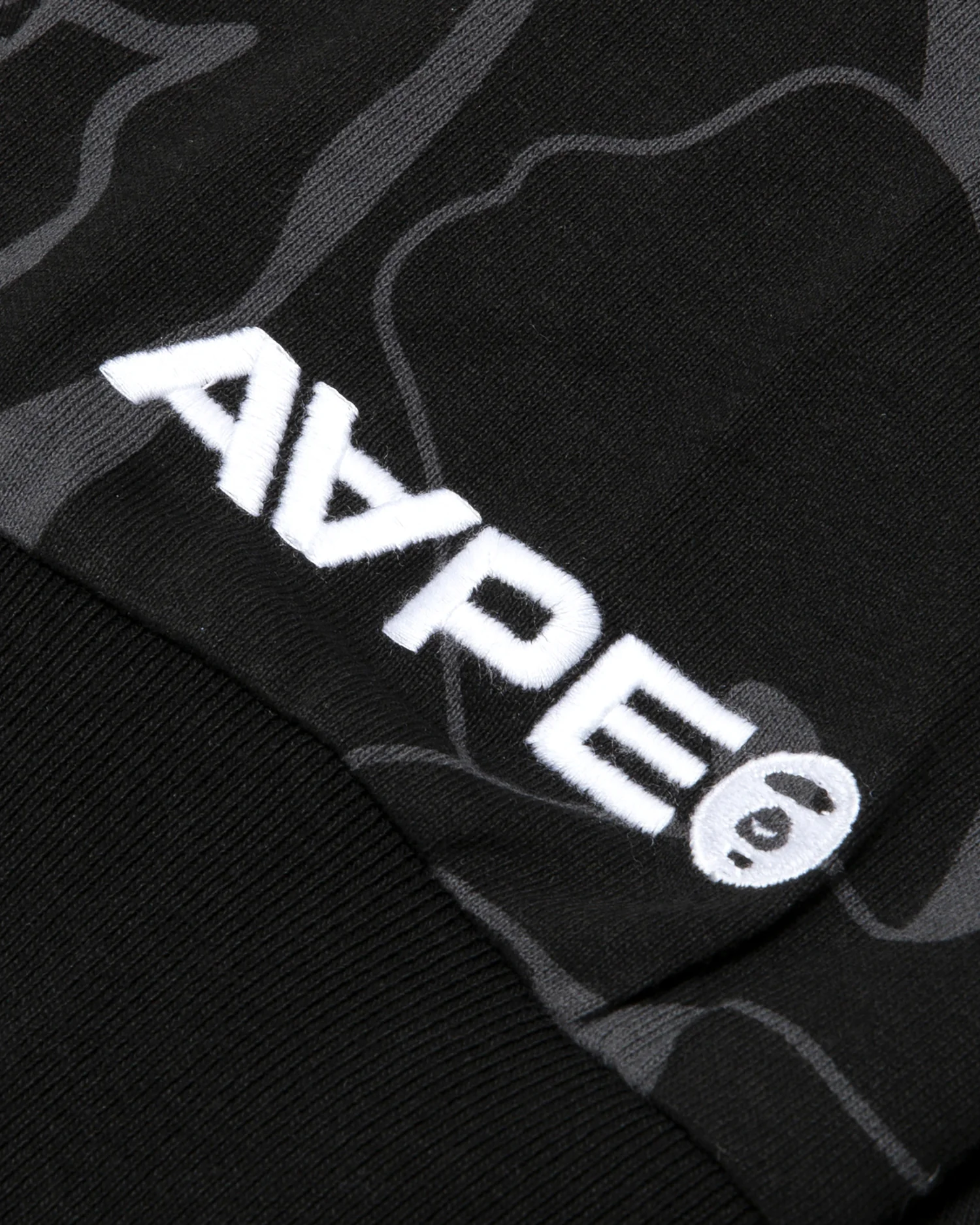Moonface patch camo long-sleeve tee - Image 3