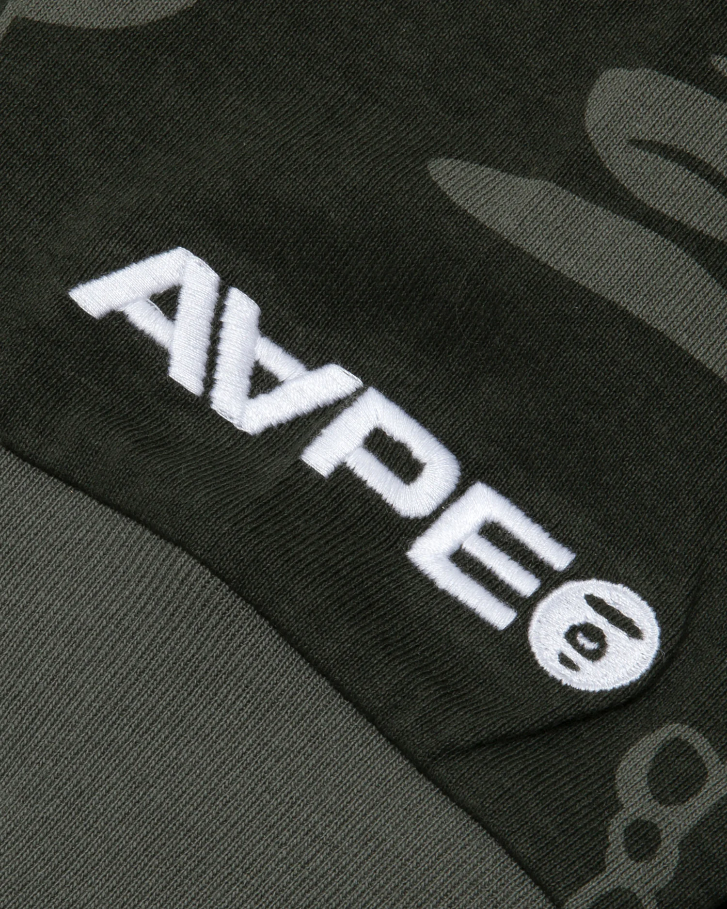 Moonface patch camo long-sleeve tee - Image 8
