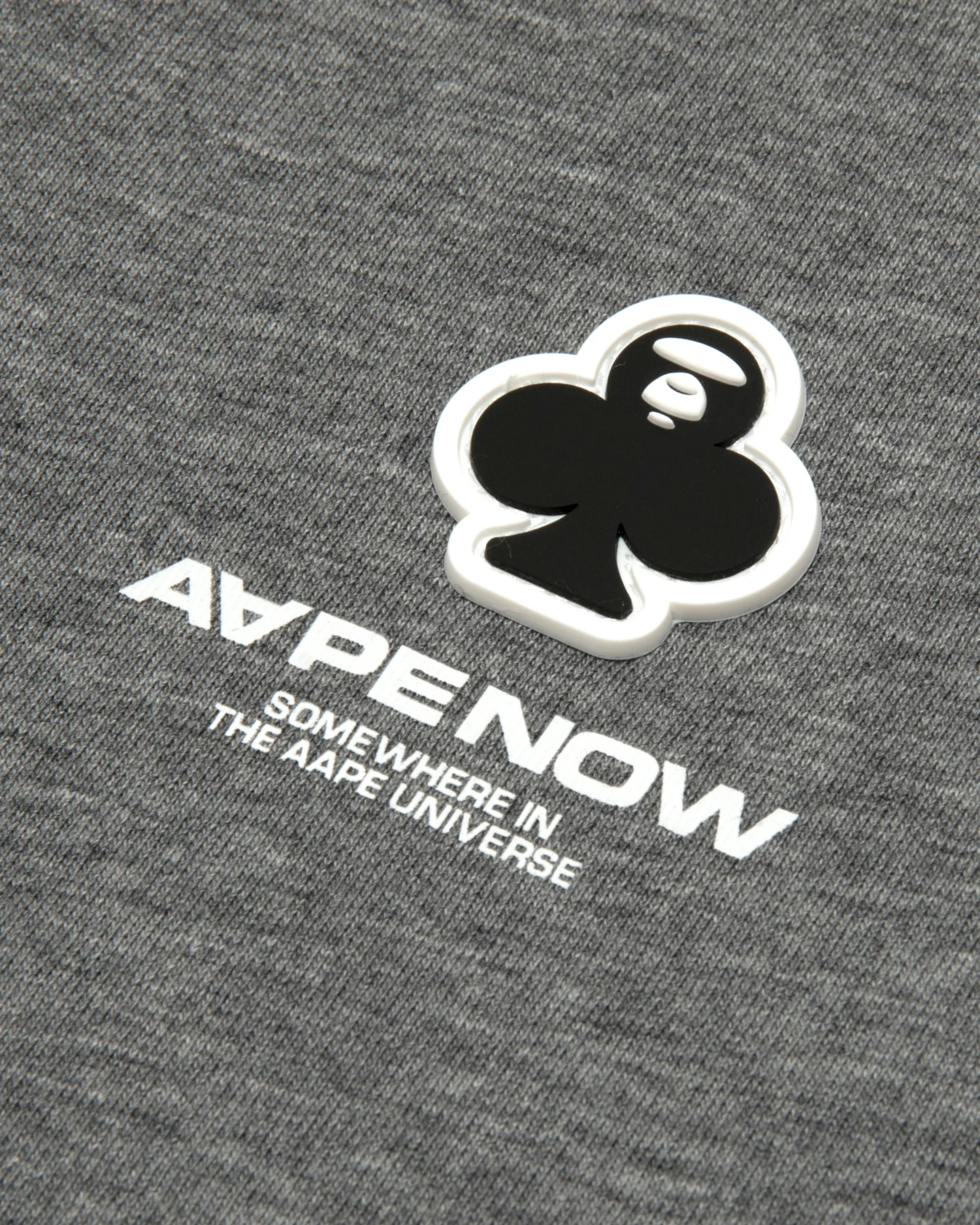 AAPENOW clover moonface long sleeve tee - Image 6