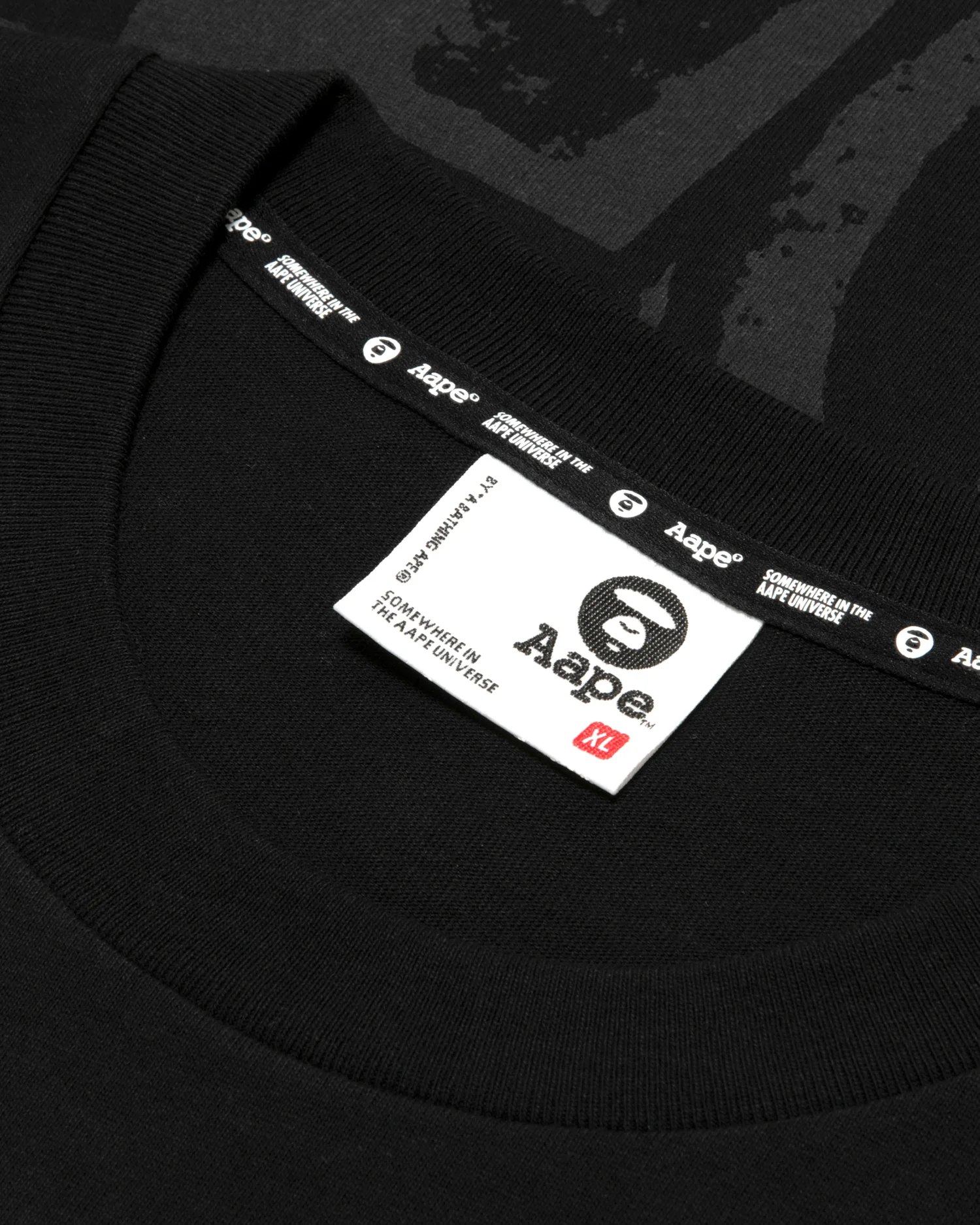 AAPEUNVS graphic long sleeve tee - Image 5