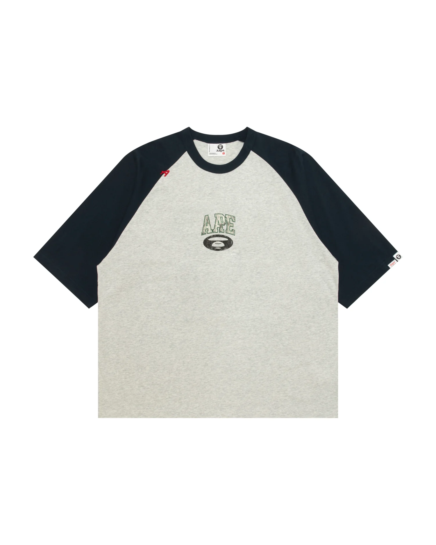 AAPEUNVS graphic tee