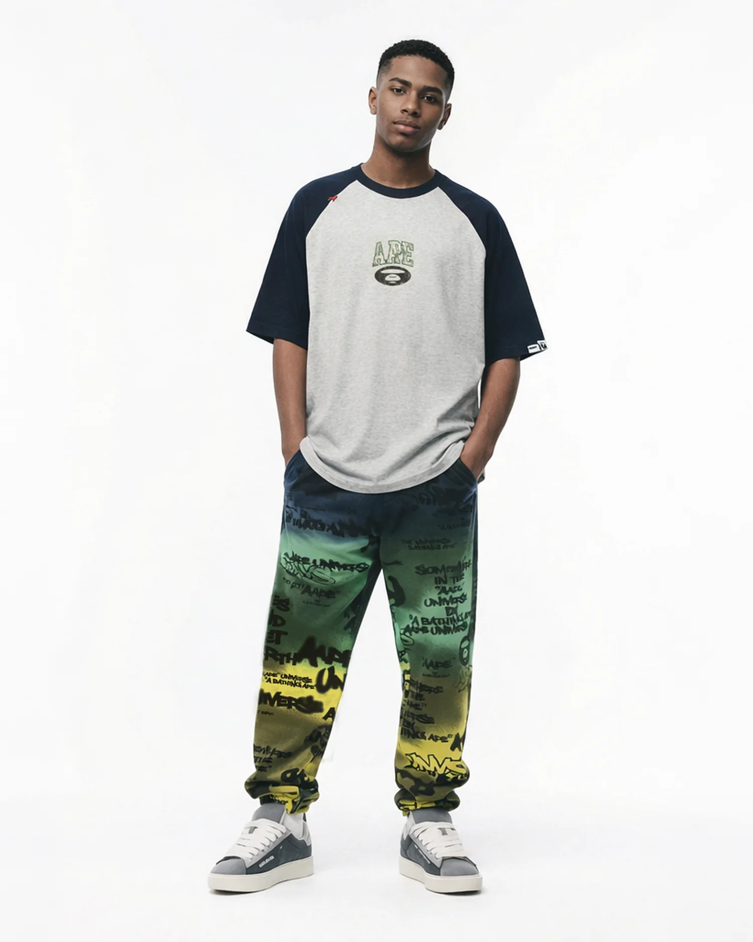 AAPEUNVS graphic tee - Image 3