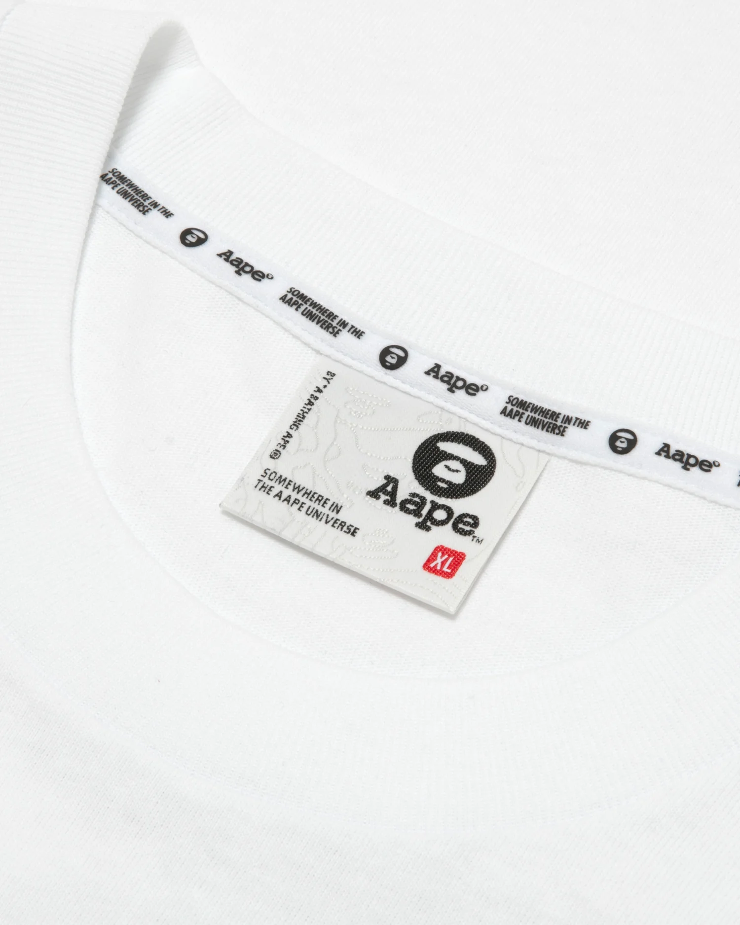 Graphic long sleeve tee - Image 12