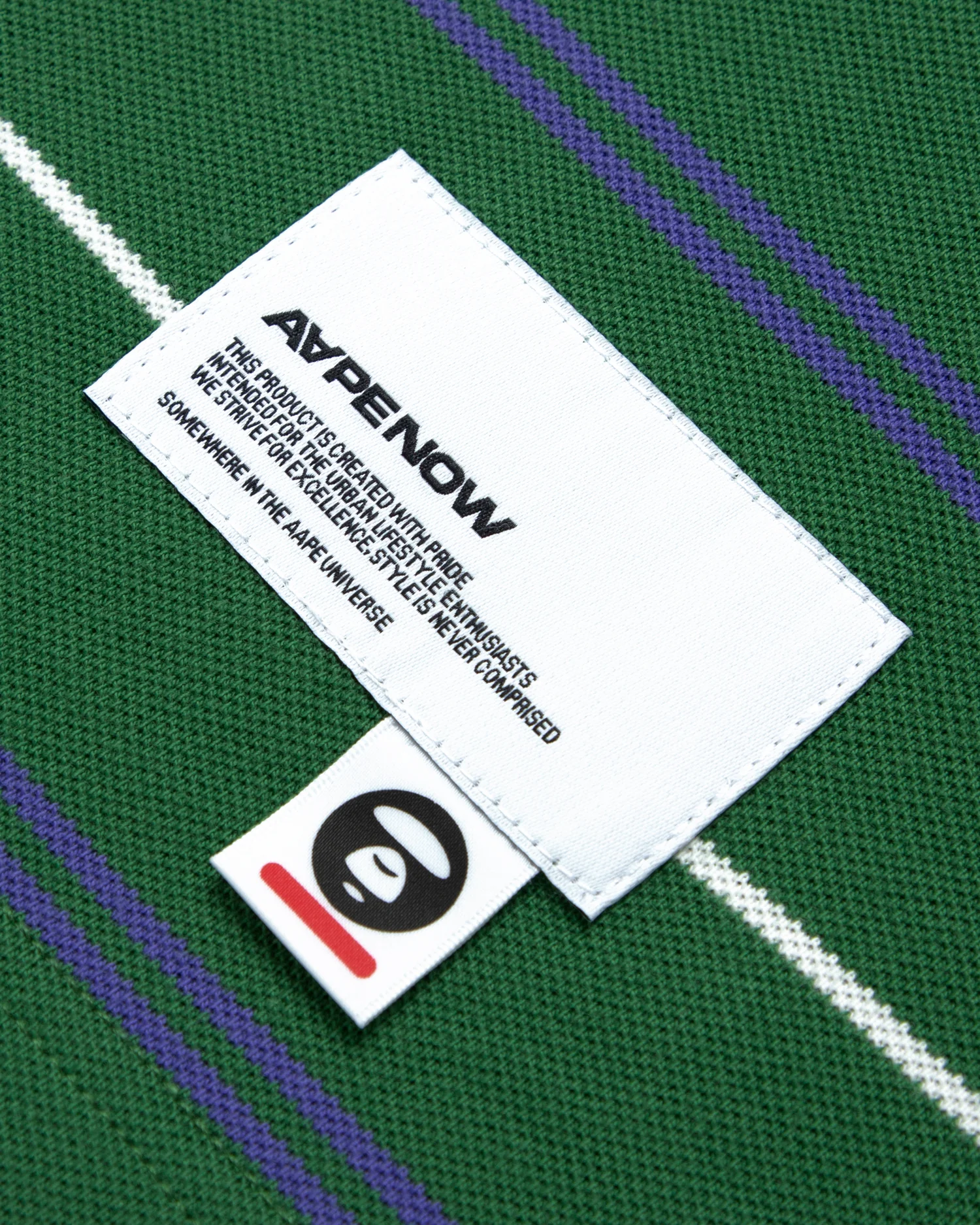 Moonface patch striped polo - Image 9