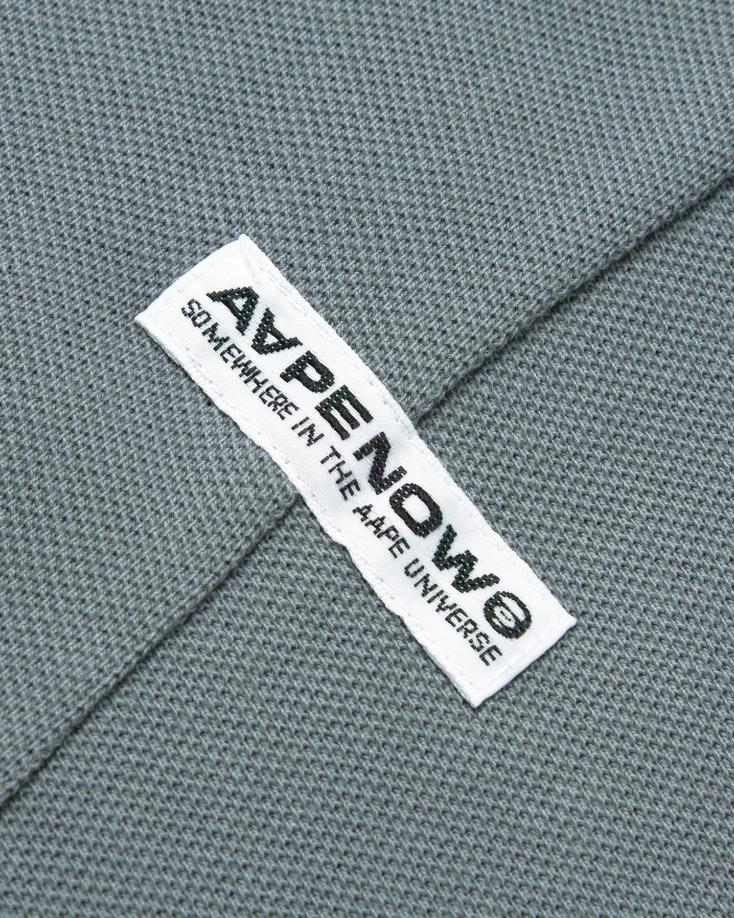 Moonface camo patch polo - Image 10