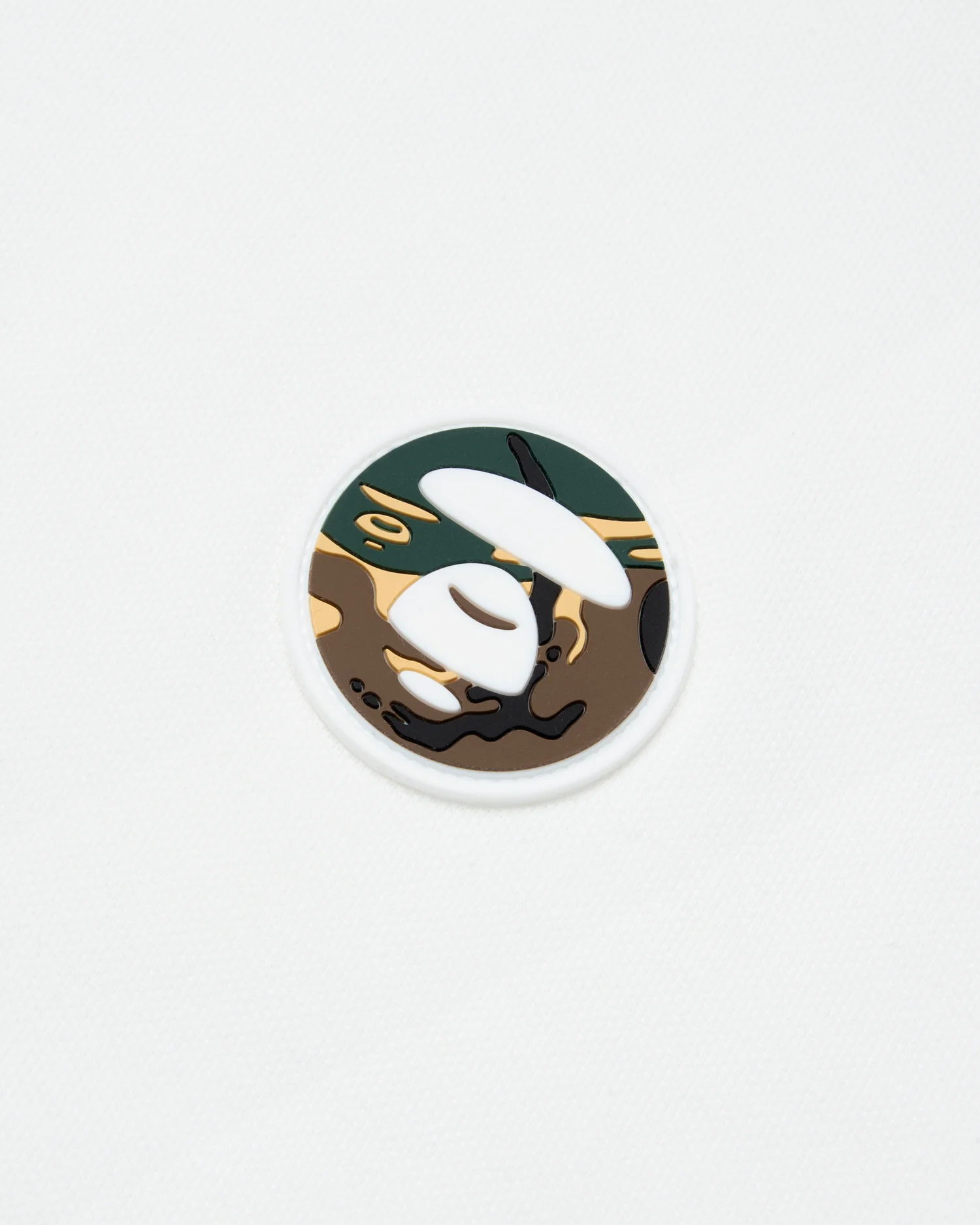Moonface camo patch polo - Image 13