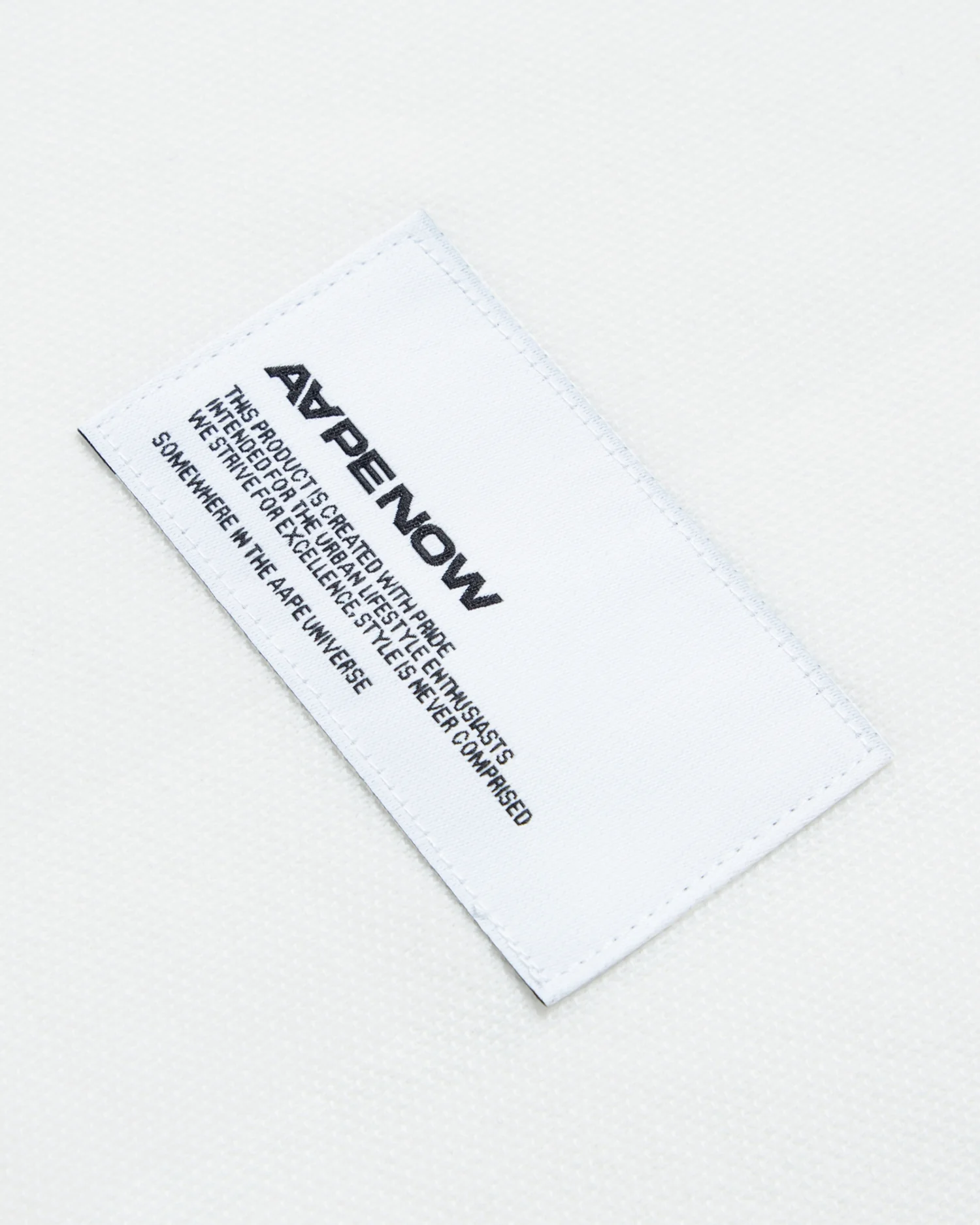 Moonface camo patch polo - Image 14