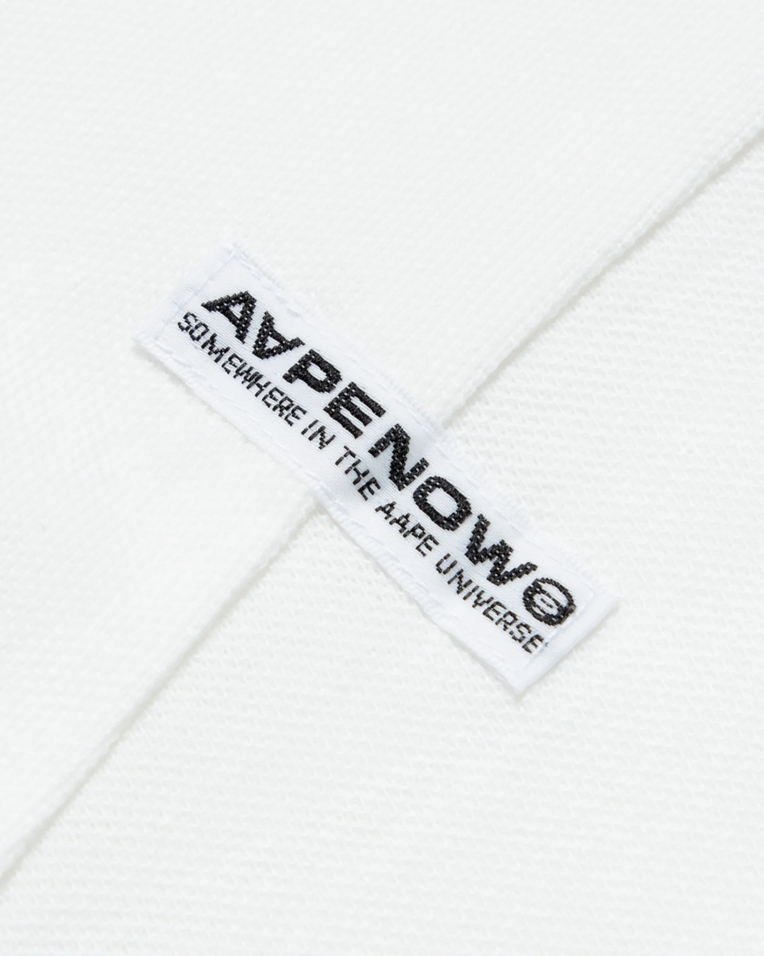 Moonface camo patch polo - Image 15