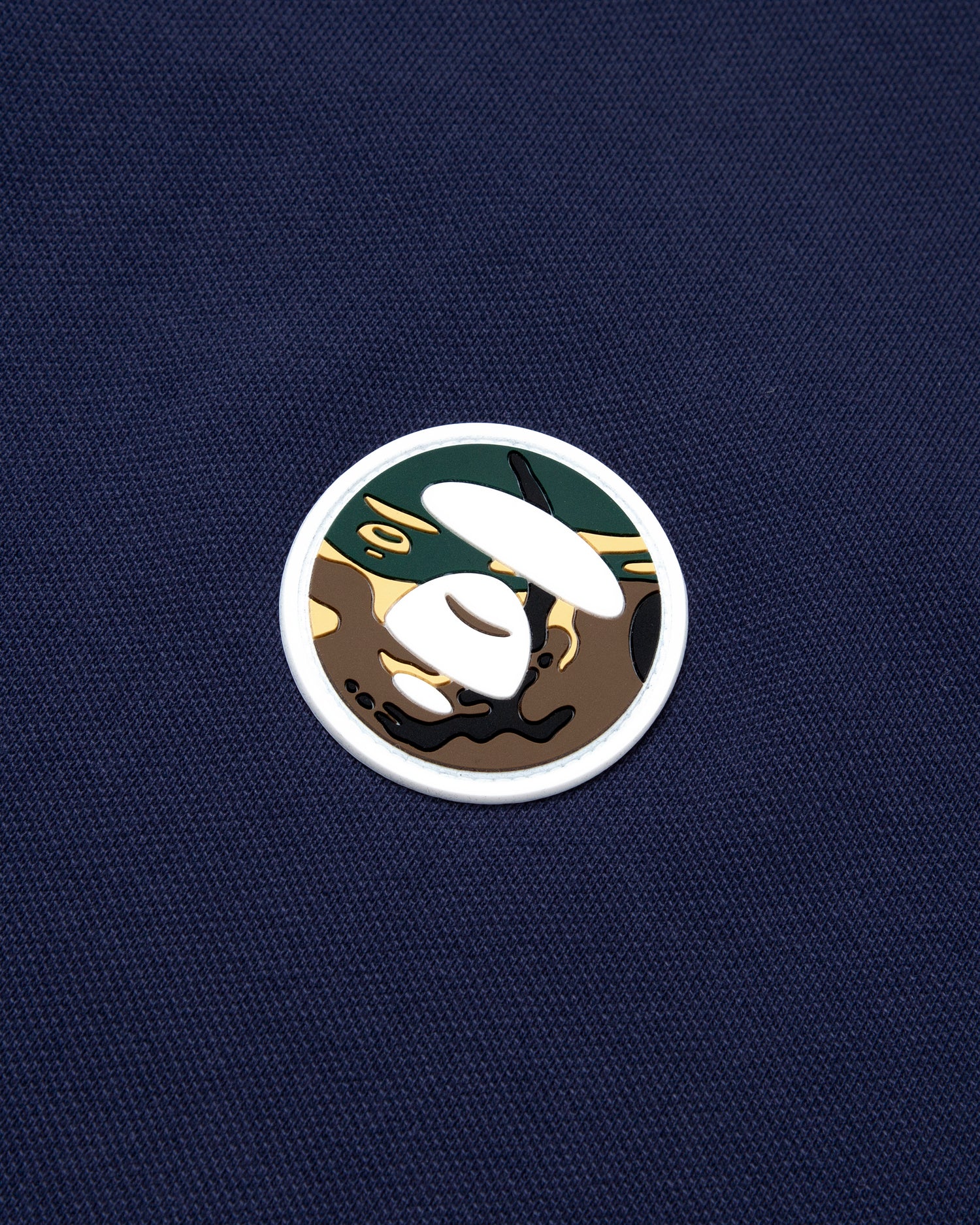 Moonface camo patch polo - Image 18