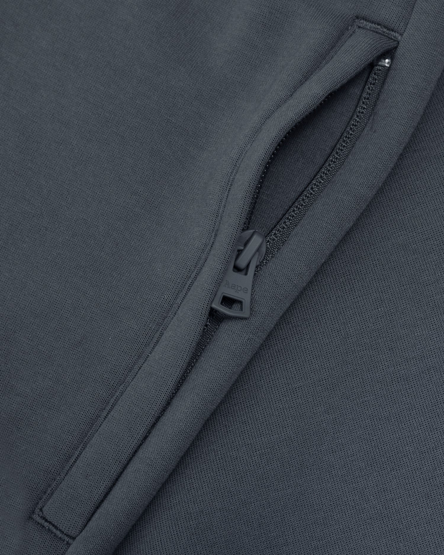 Moonface patch sweatpants - Image 9