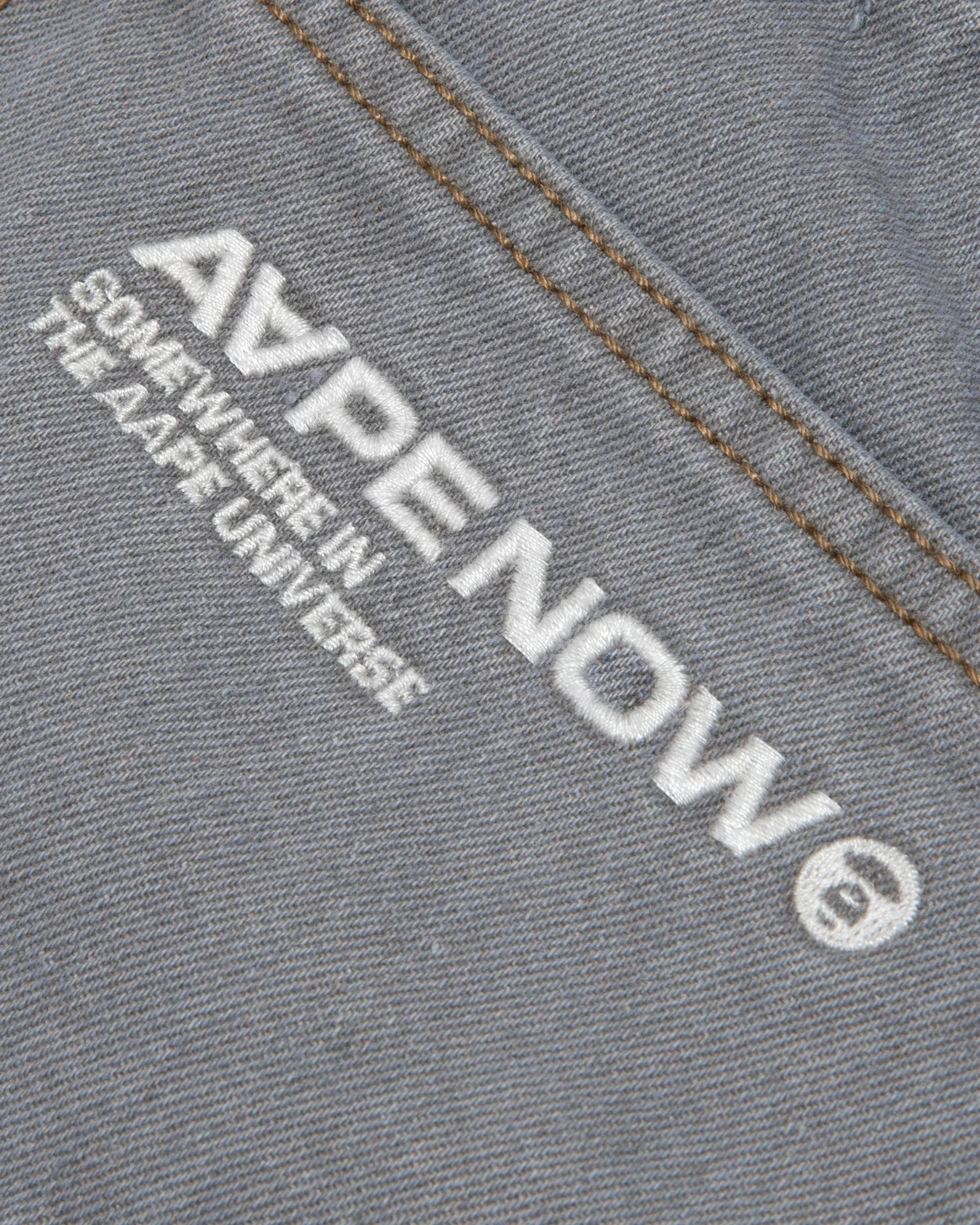 Moonface patch relaxed denim pants - Image 3