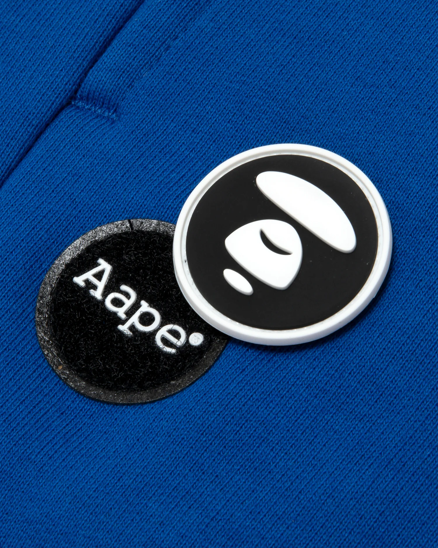 Moonface patch sweatpants - Image 10