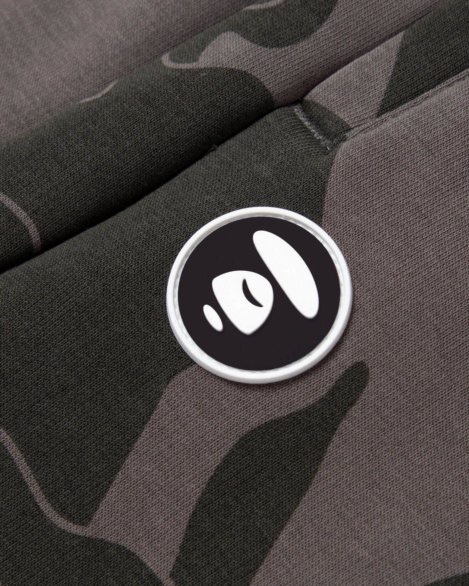Moonface camo sweatpants - Image 8