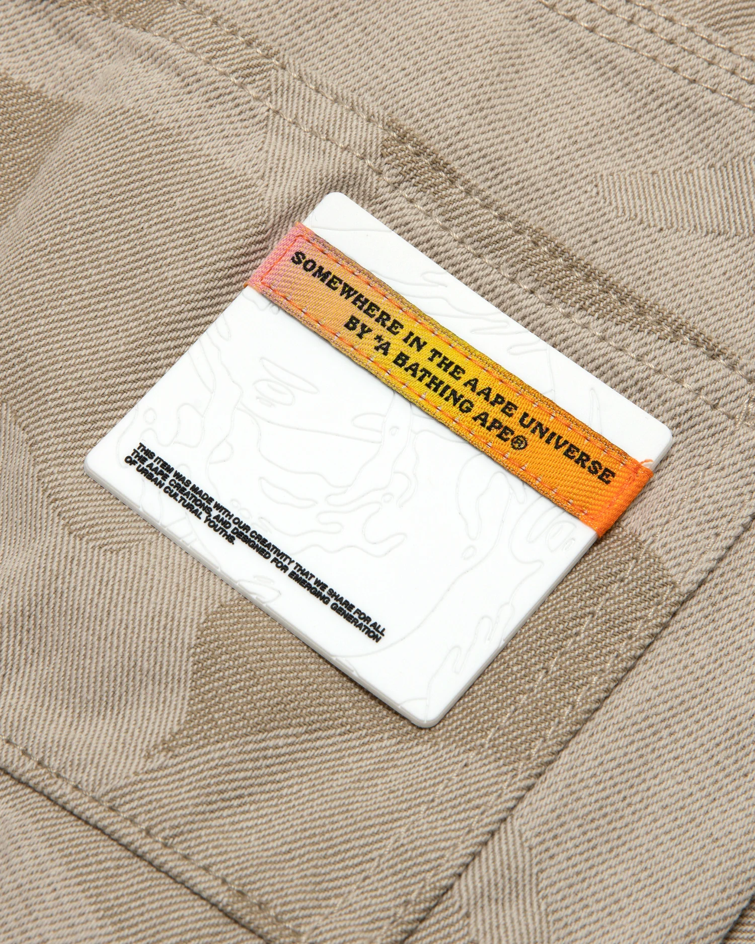 Moonface patch jacquard camo pants - Image 3