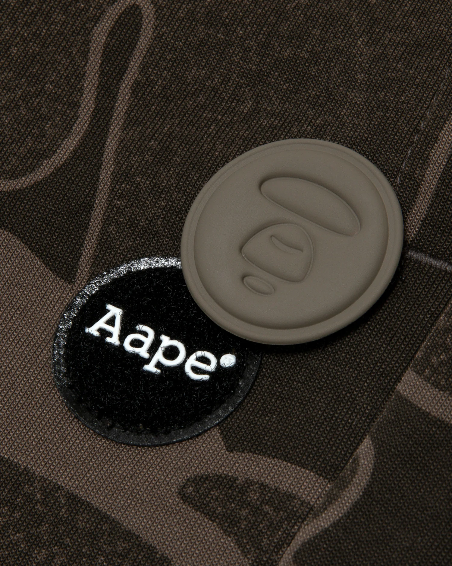 Moonface patch camo sweatpants - Image 5