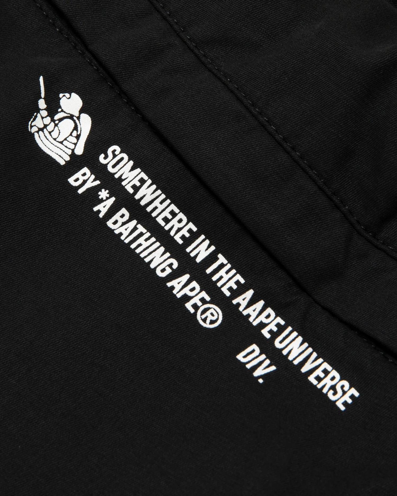 Moonface patch cotton nylon pants - Image 3