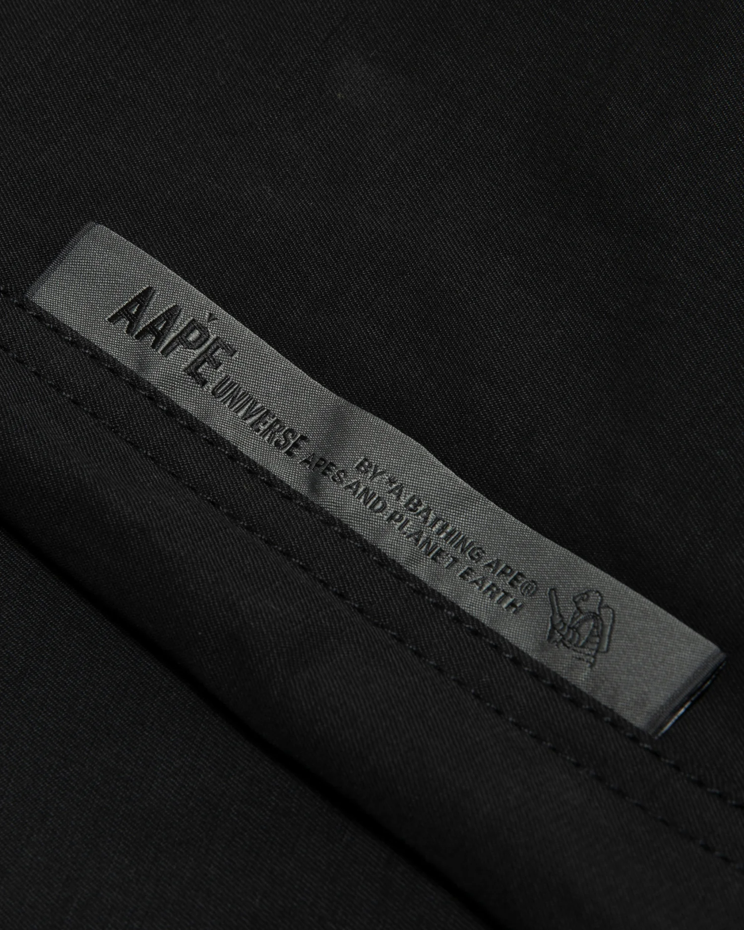 Moonface patch cotton nylon pants - Image 5