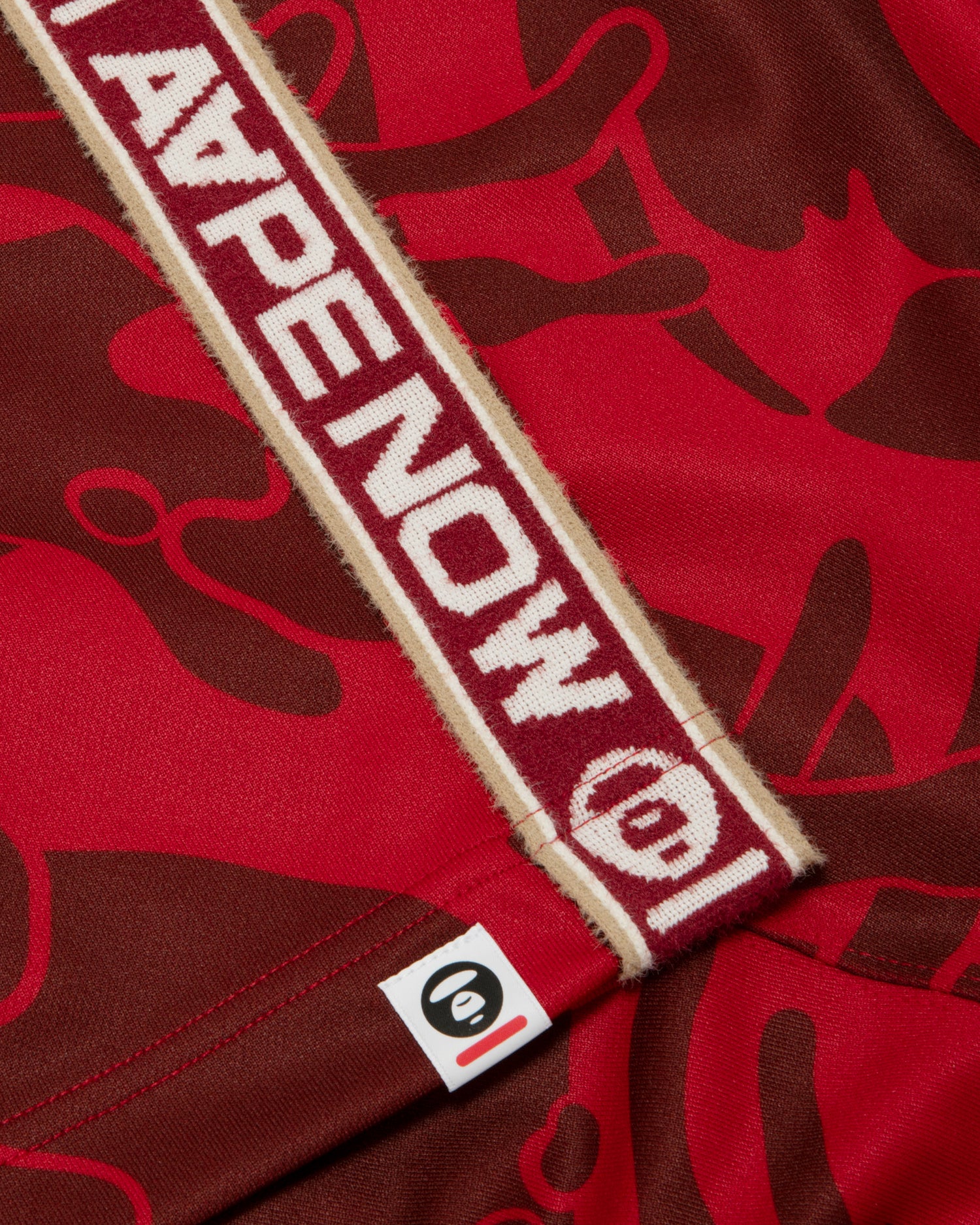 AAPENOW moonface camo sweat pants - Image 10