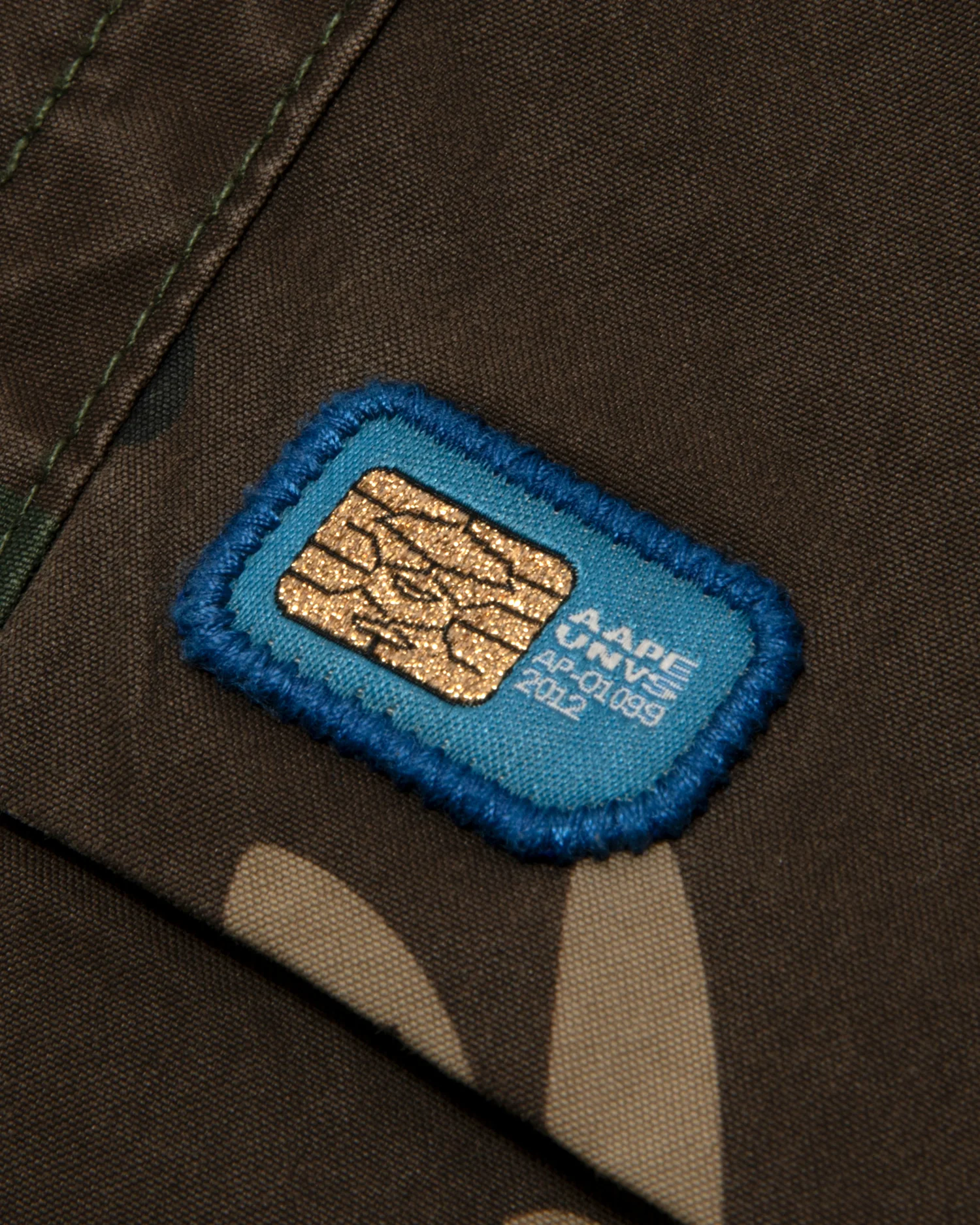 AAPEUNVS moonface camo pants - Image 5