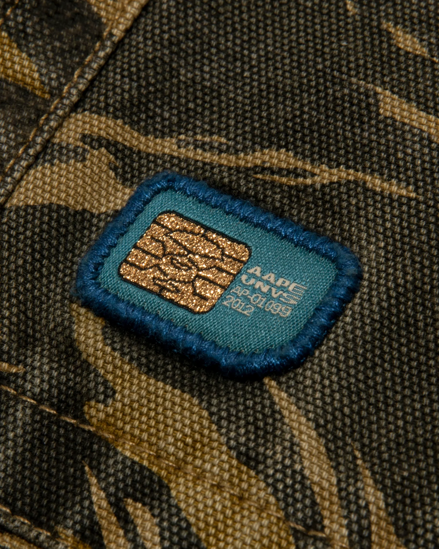 AAPEUNVS camo pants - Image 11
