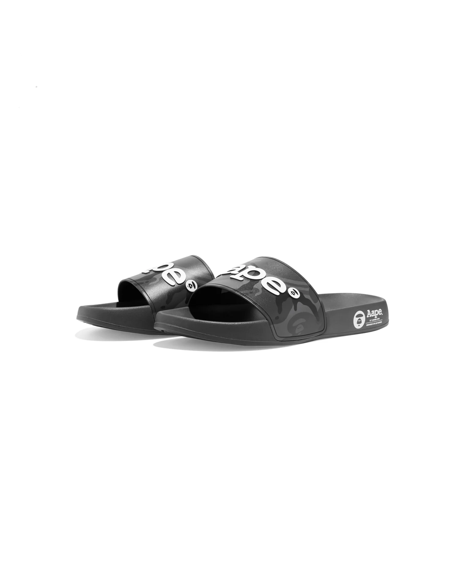 Moonface embossed camo slides - Image 5