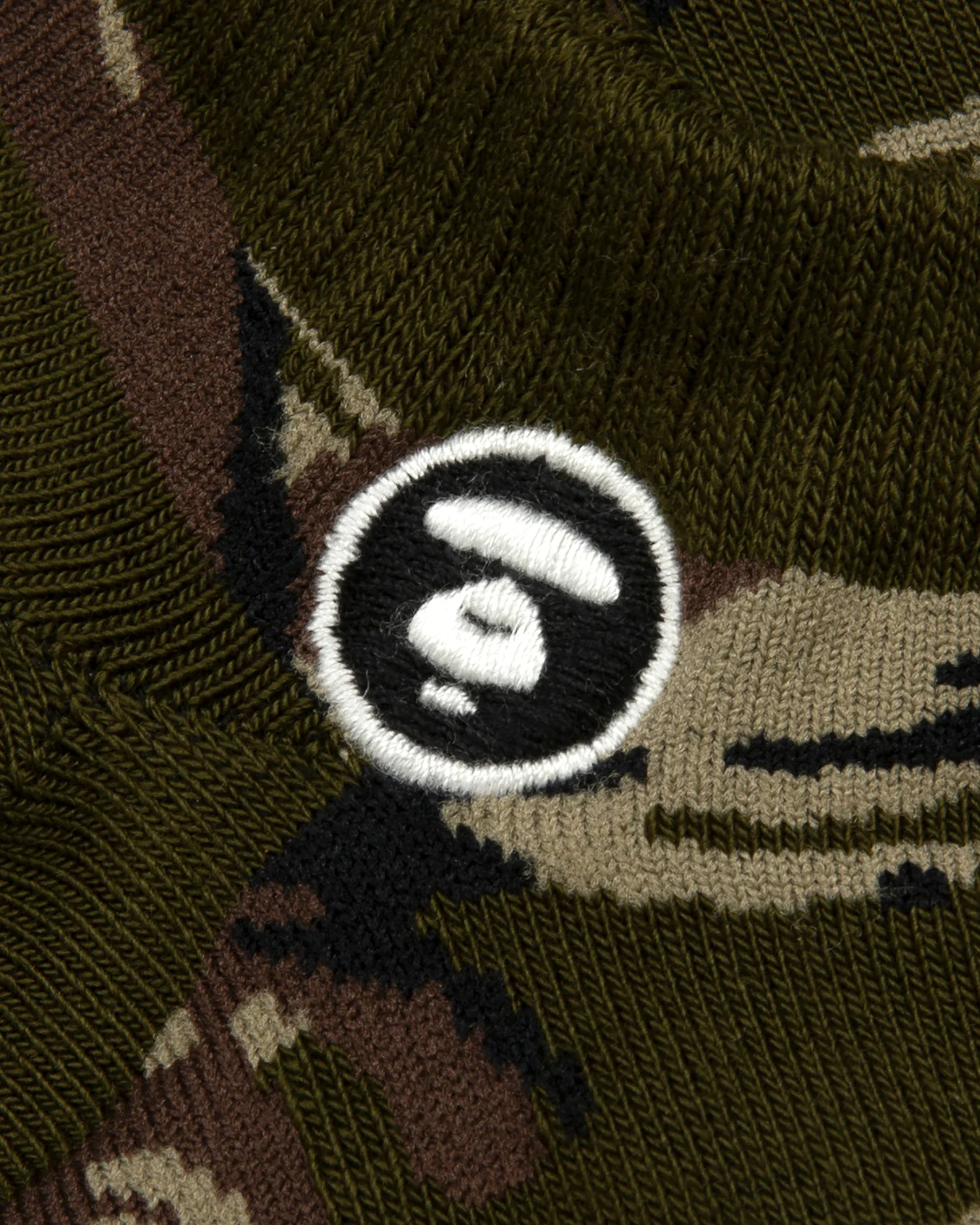 Moonface logo camo socks - Image 4