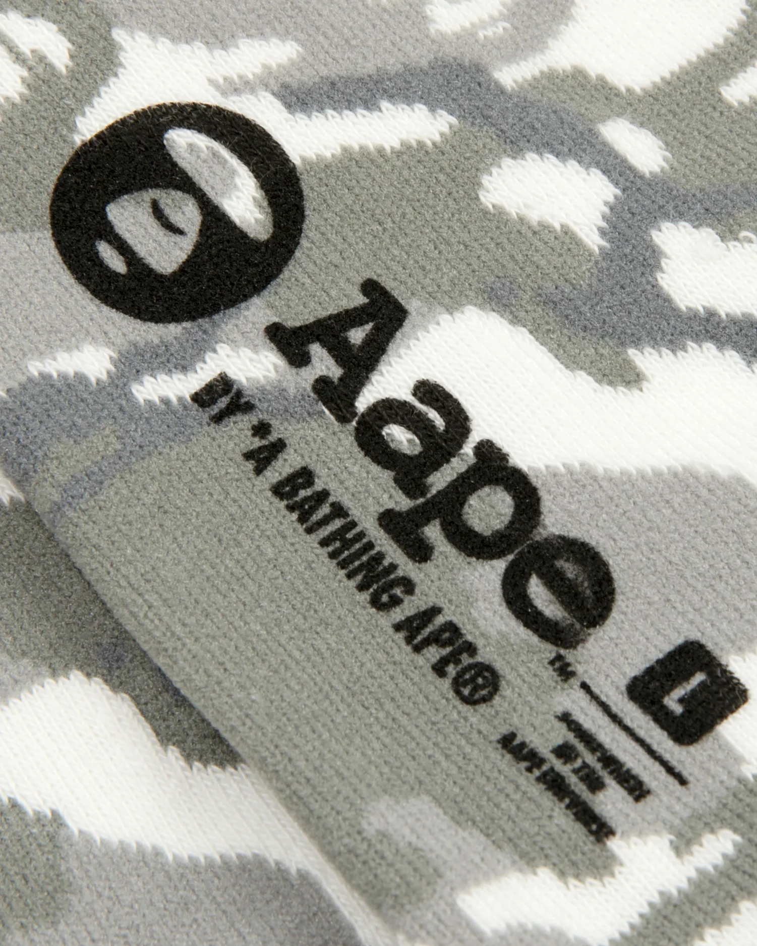 Moonface camo socks - Image 8