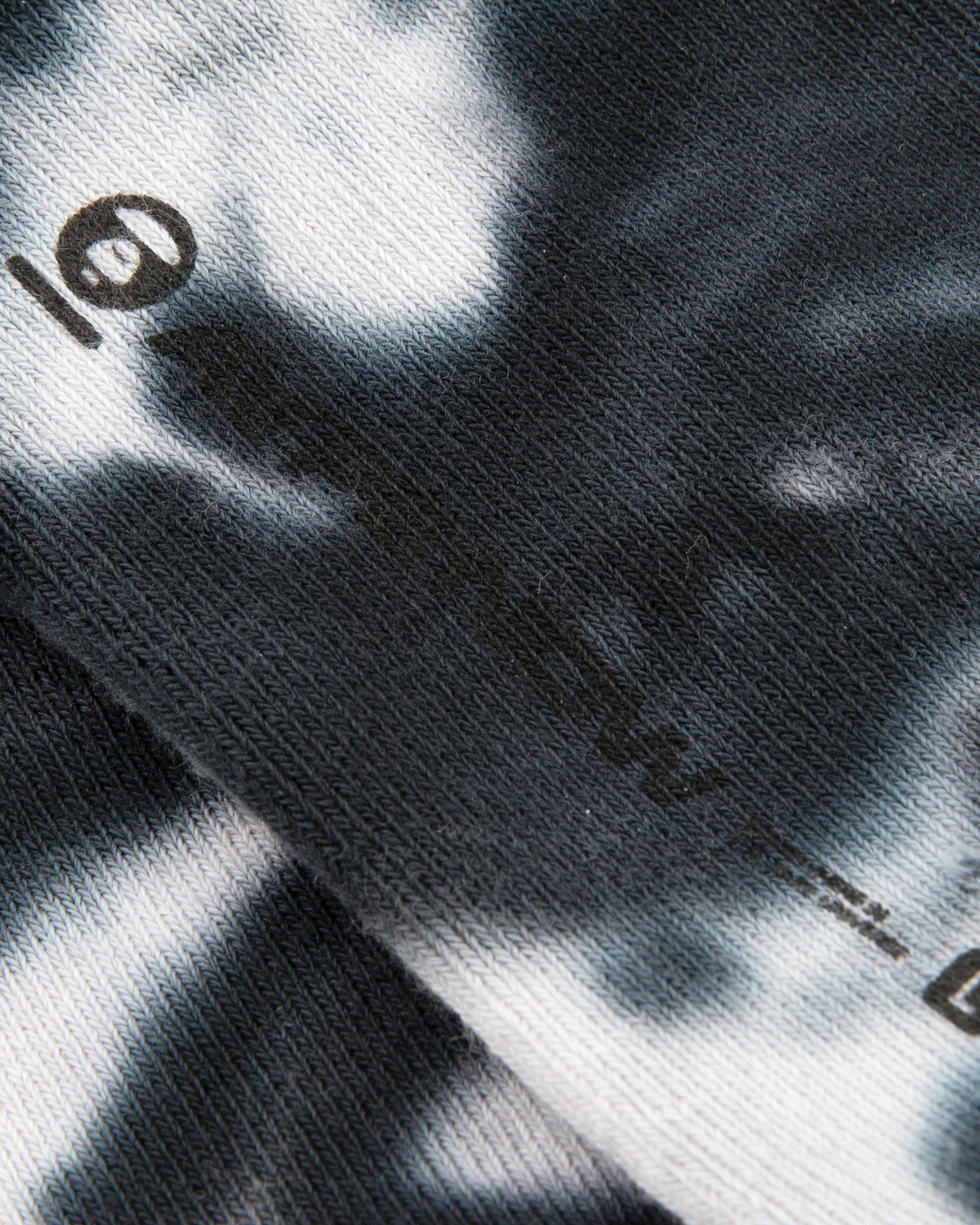 AAPENOW moonface logo tie-dye crew socks - Image 3