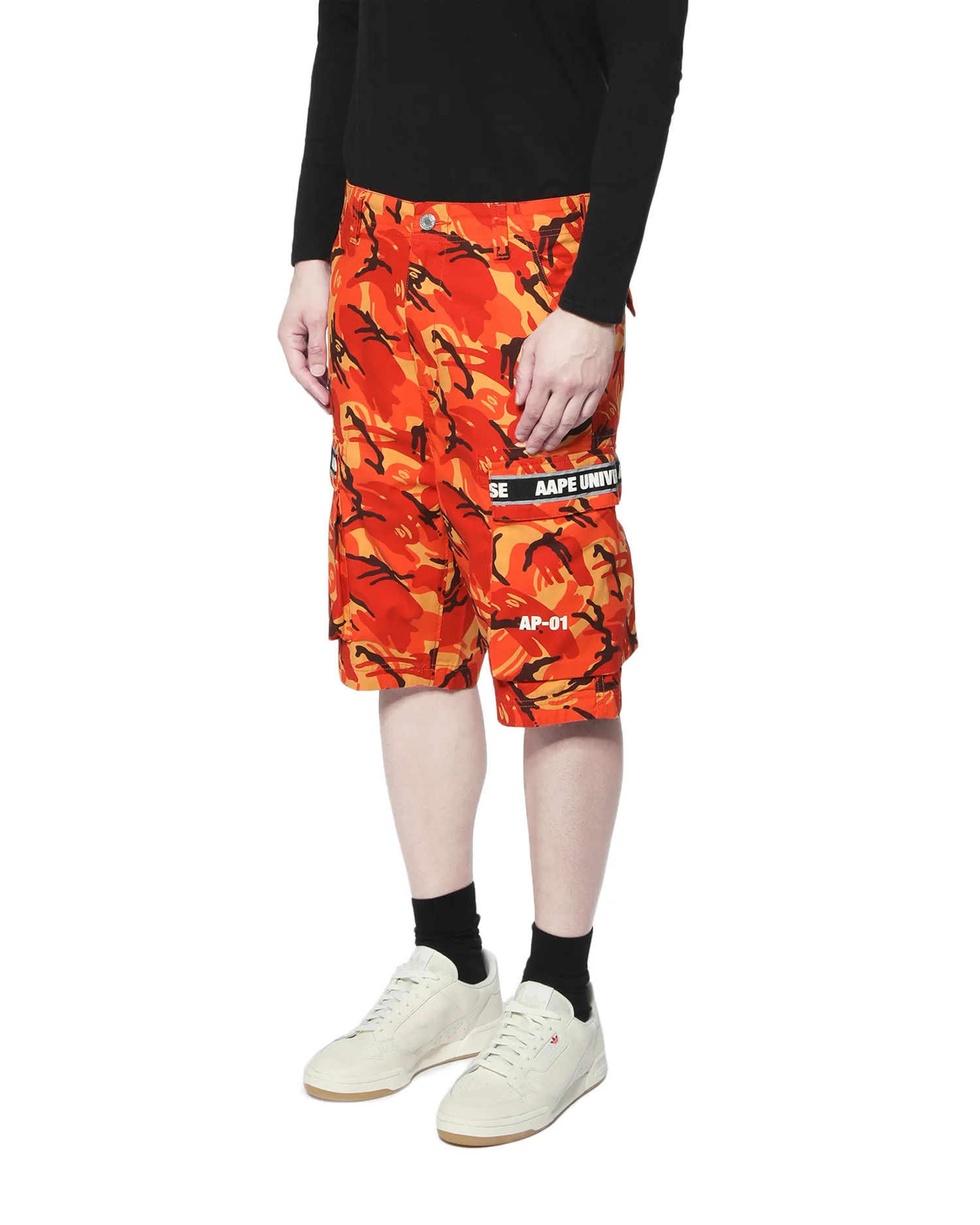 Camo patch pocket shorts - Image 3