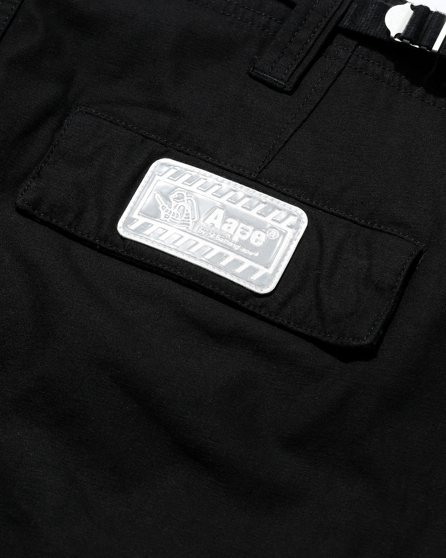 Camo patch pocket shorts - Image 12